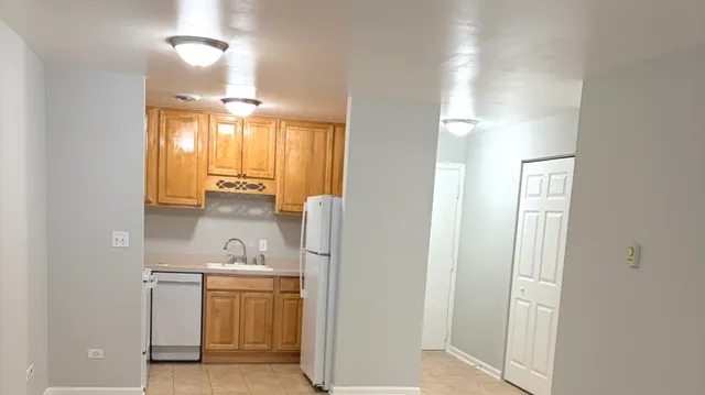 $135,000 | 310 Lathrop Avenue, Unit 307, Forest Park, IL 60130