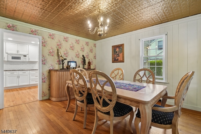 688 Greenbrook Road North Plainfield, NJ 07063 - Photo 10 of 37