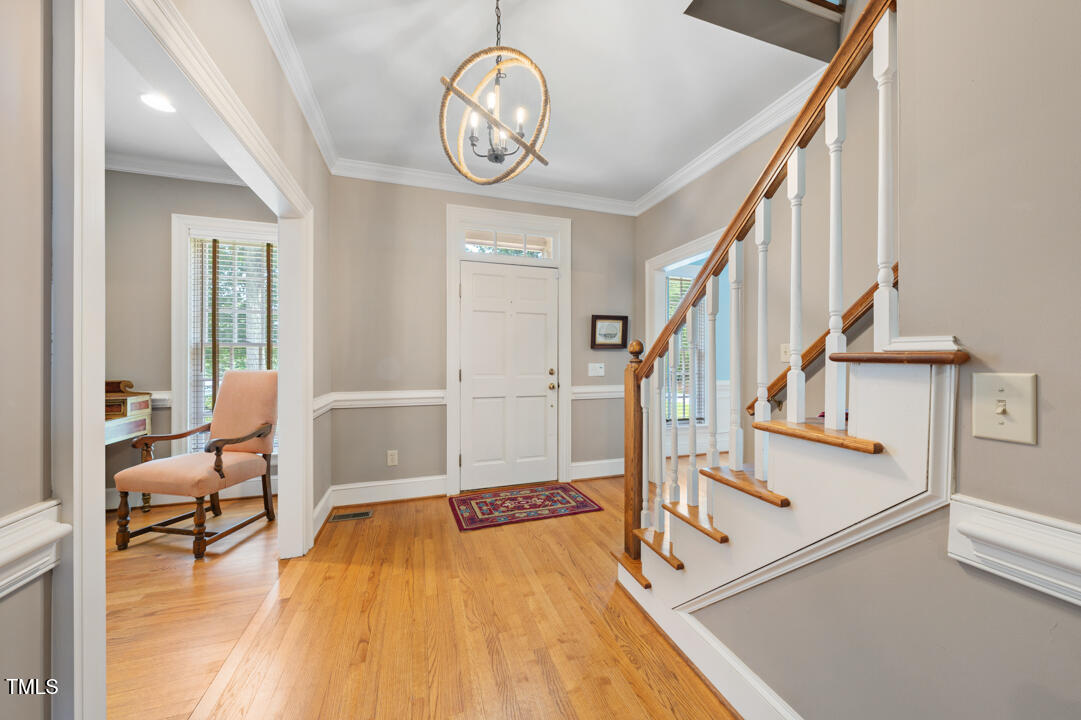 305 Lochridge Drive Roxboro, NC 27573 - Photo 4 of 42 Foyer