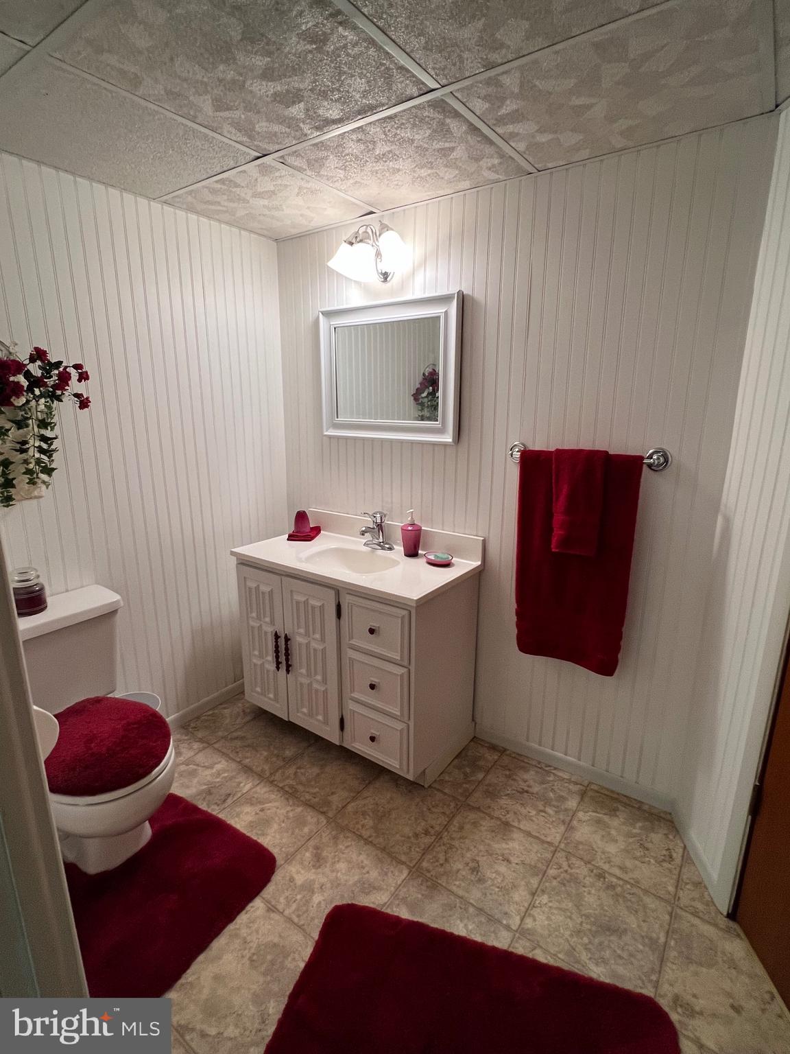 649 Seidels Run Road Leesport, PA 19533 - Photo 42 of 48 Powder room in Lower Level