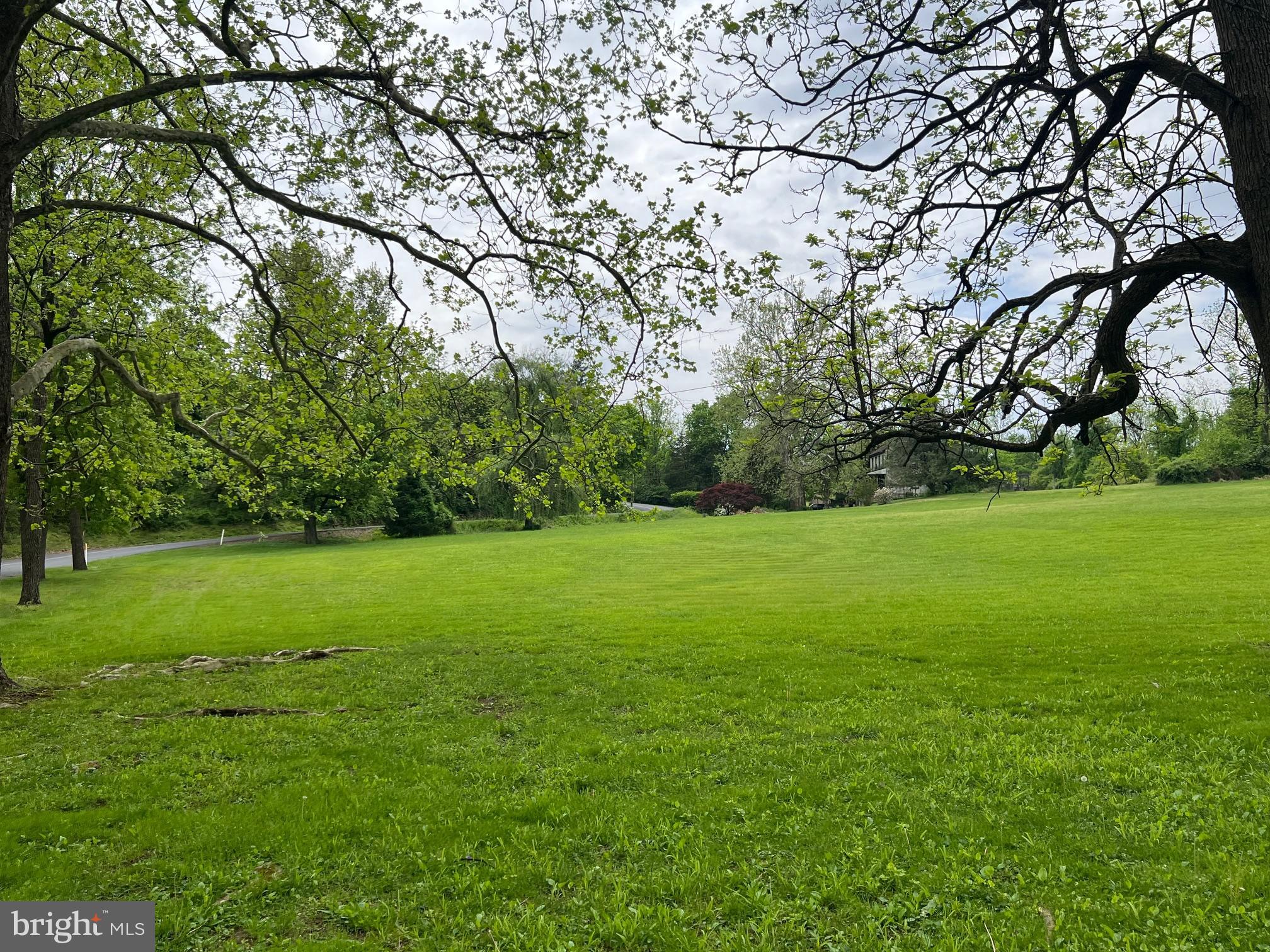 649 Seidels Run Road Leesport, PA 19533 - Photo 9 of 48 Amazing Grounds Out Front