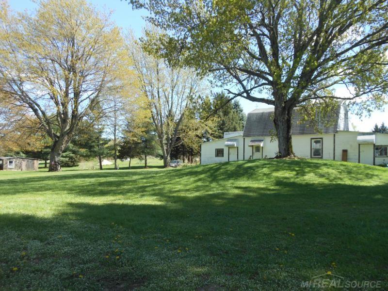 3064 Applegate Road Applegate, MI 48401 - Photo 7 of 19