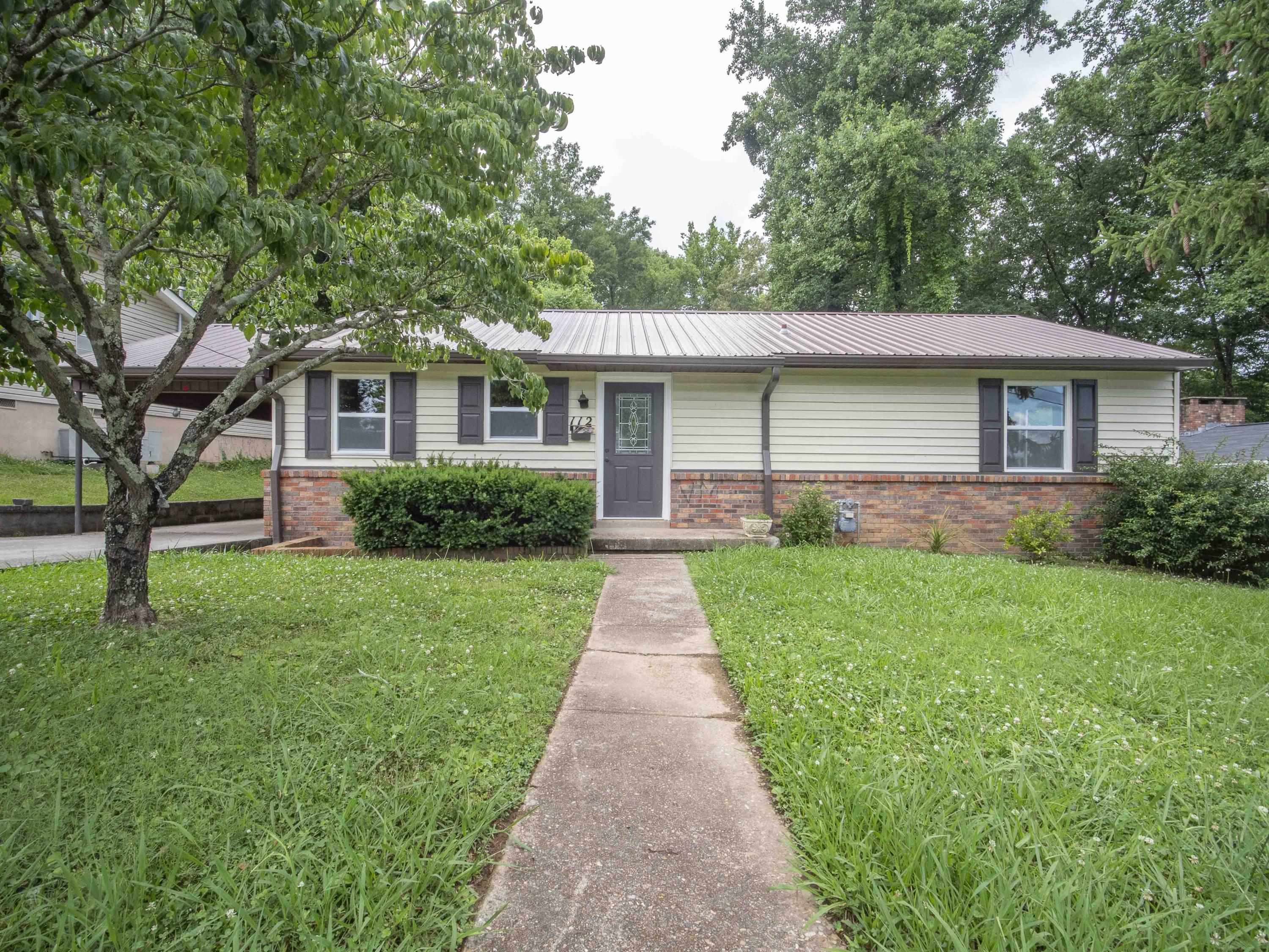 112 Amherst Lane Oak Ridge, TN 37830 - Photo 1 of 18 Front