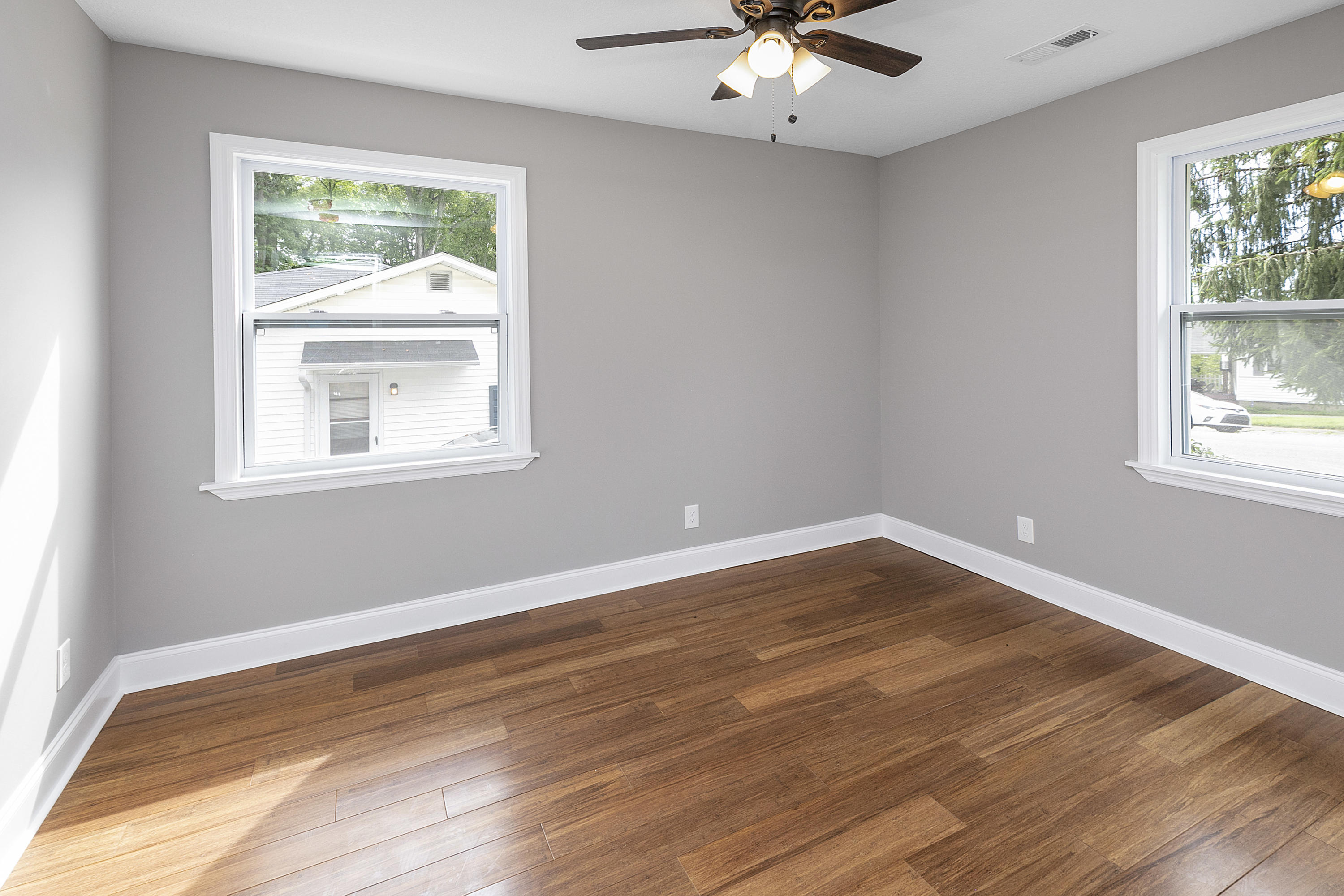 112 Amherst Lane Oak Ridge, TN 37830 - Photo 11 of 18 1L9A8600