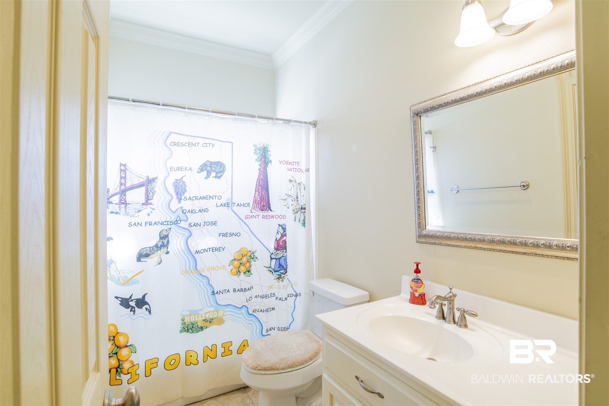 329 Pecan Ridge Boulevard Fairhope, AL 36532 - Photo 24 of 28 Hall Bathroom