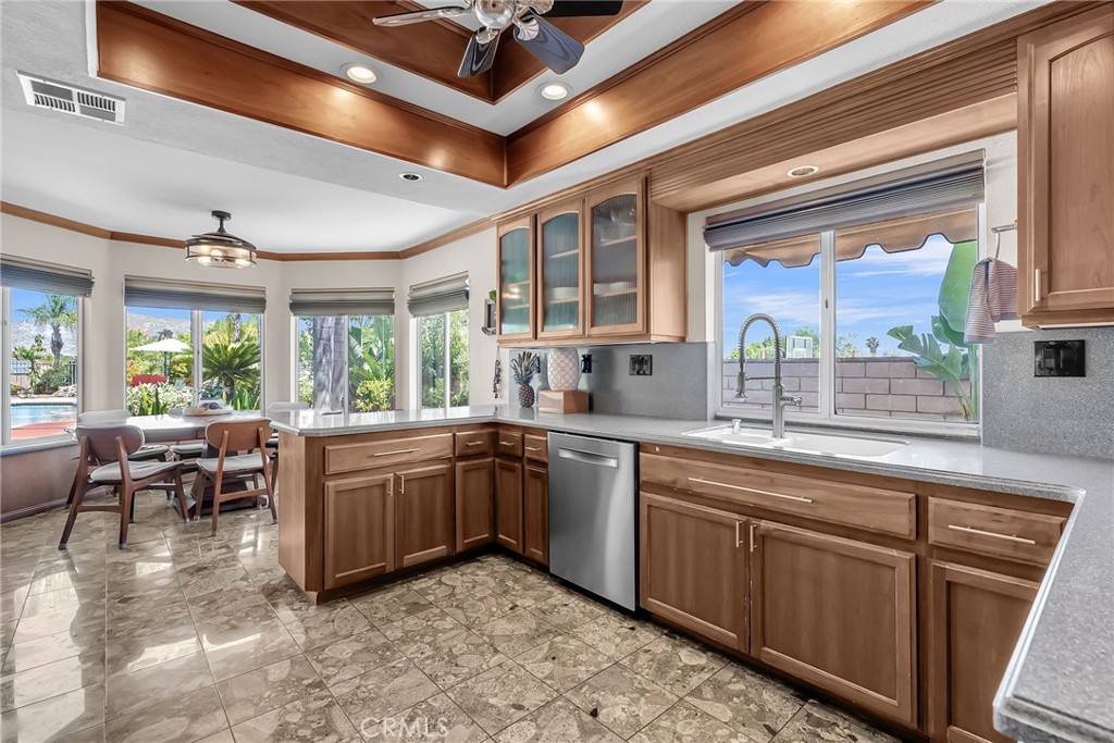 6712 Mission Grove Parkway North Riverside, CA 92506 - Photo 11 of 52