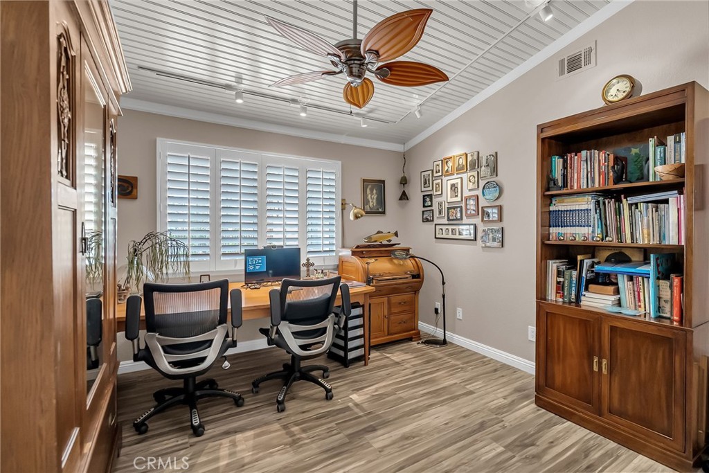 6712 Mission Grove Parkway North Riverside, CA 92506 - Photo 17 of 52