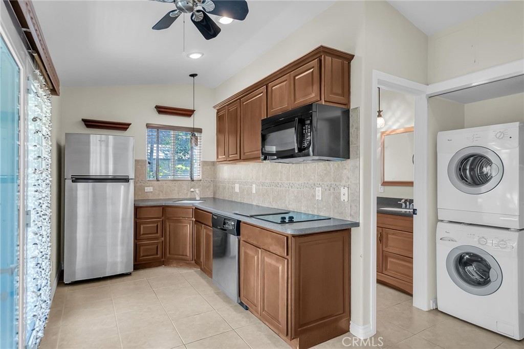 6712 Mission Grove Parkway North Riverside, CA 92506 - Photo 26 of 52