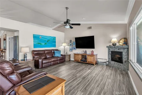 $999,999 | 6712 Mission Grove Parkway North, Riverside, CA 92506