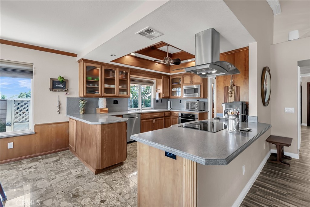 6712 Mission Grove Parkway North Riverside, CA 92506 - Photo 9 of 52