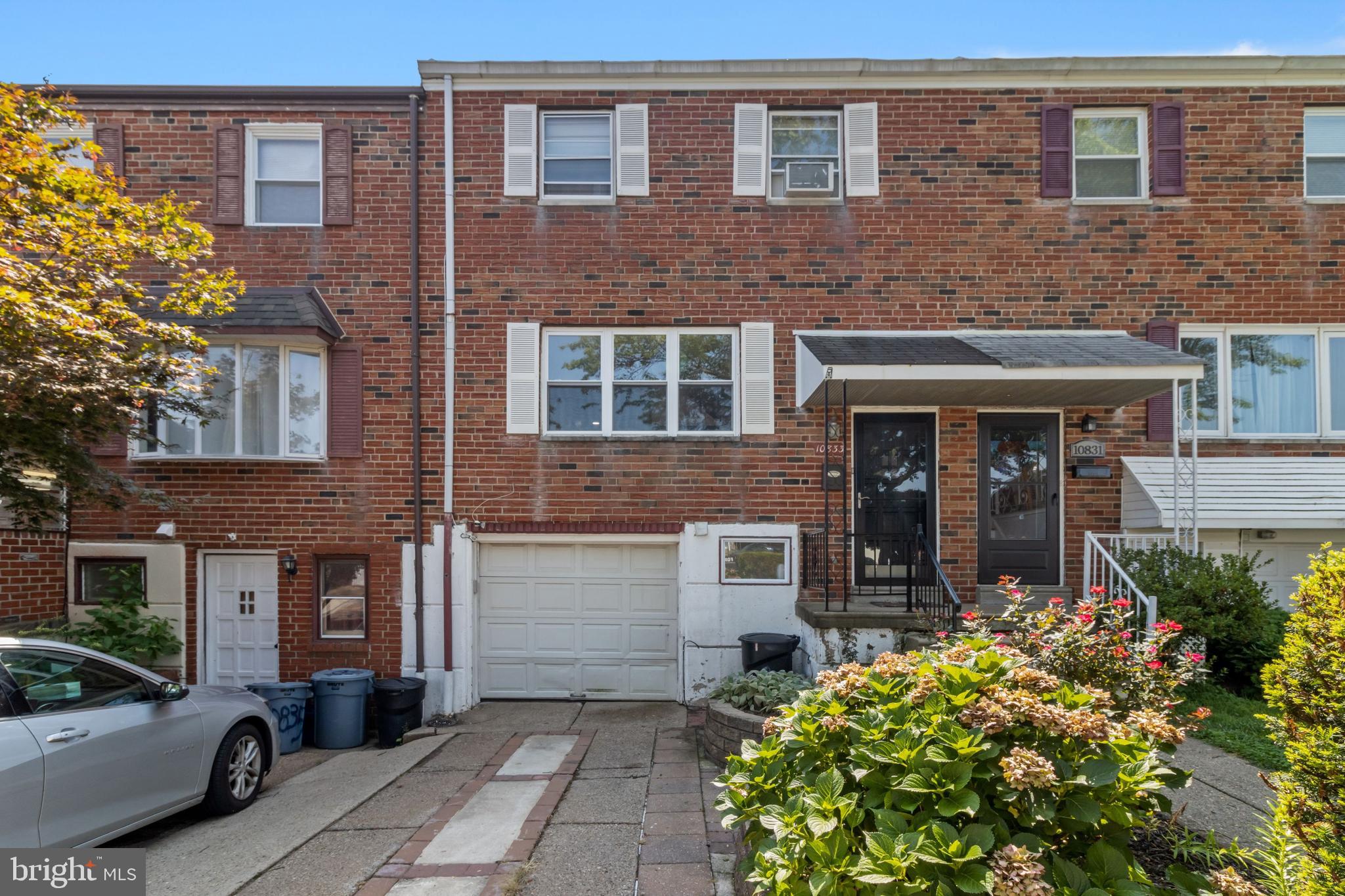 10833 Rayland Road Philadelphia, PA 19154 - Photo 1 of 31 Gallery Image 1