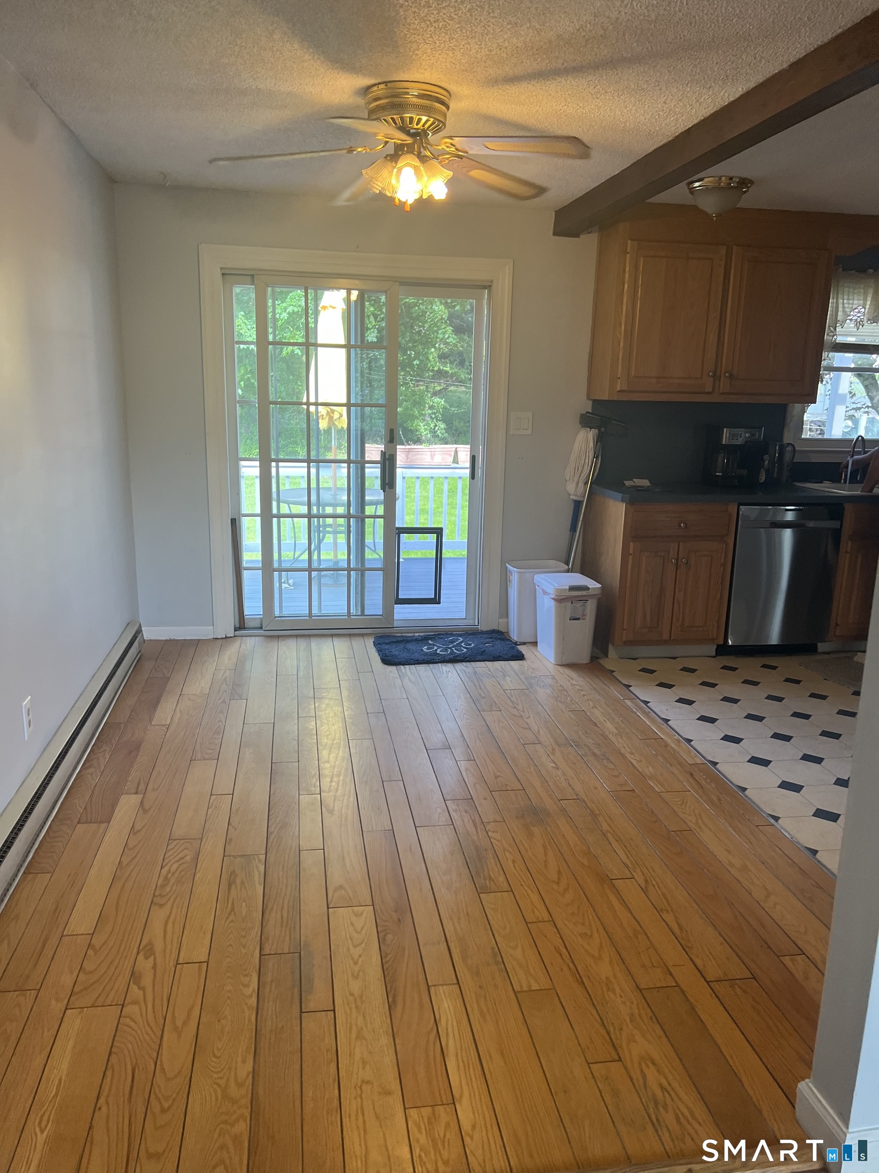 47 Robin Street Bristol, CT 06010 - Photo 10 of 39