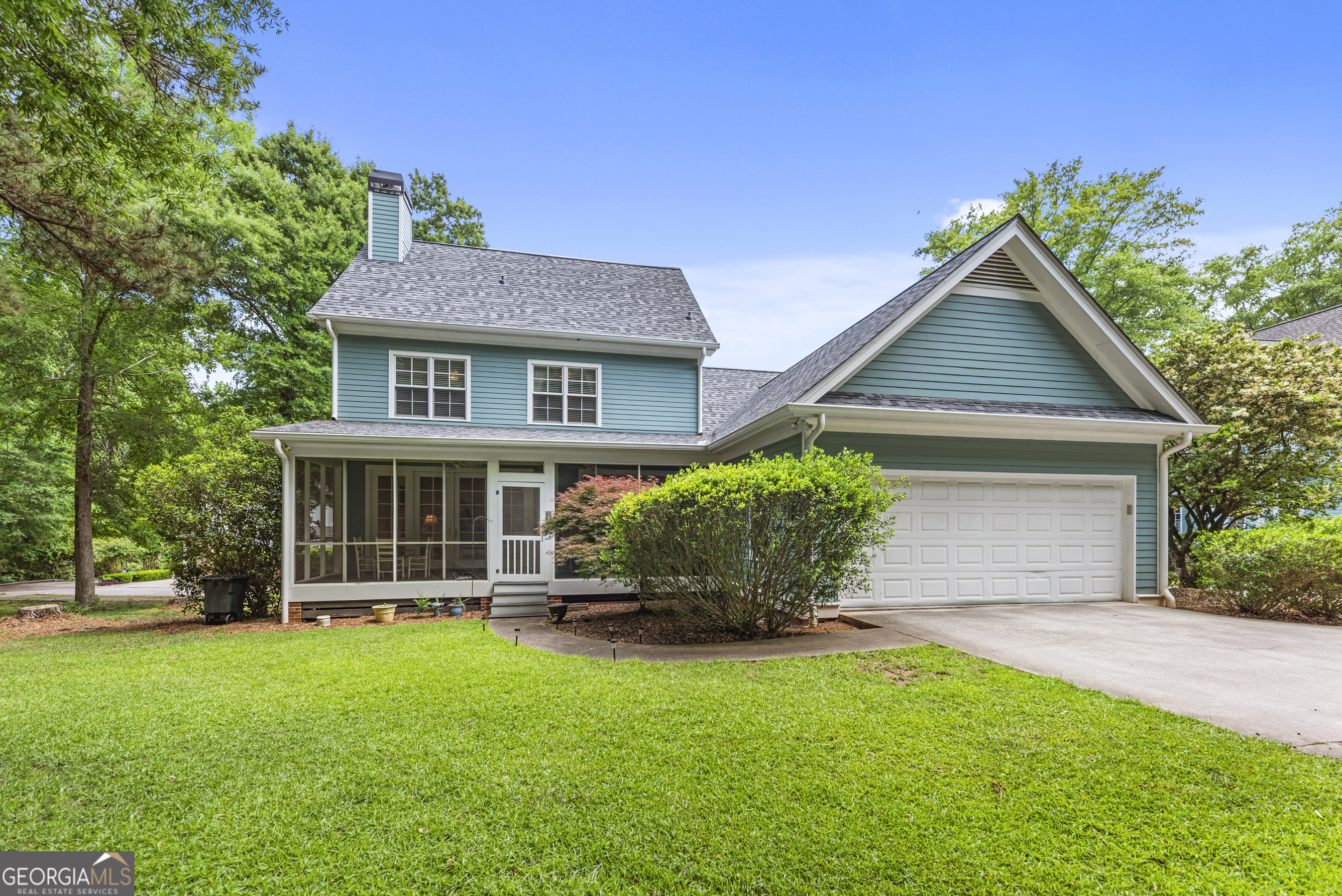 524 Hillside Road Madison, GA 30650 - Photo 46 of 54 front view of a house with a yard