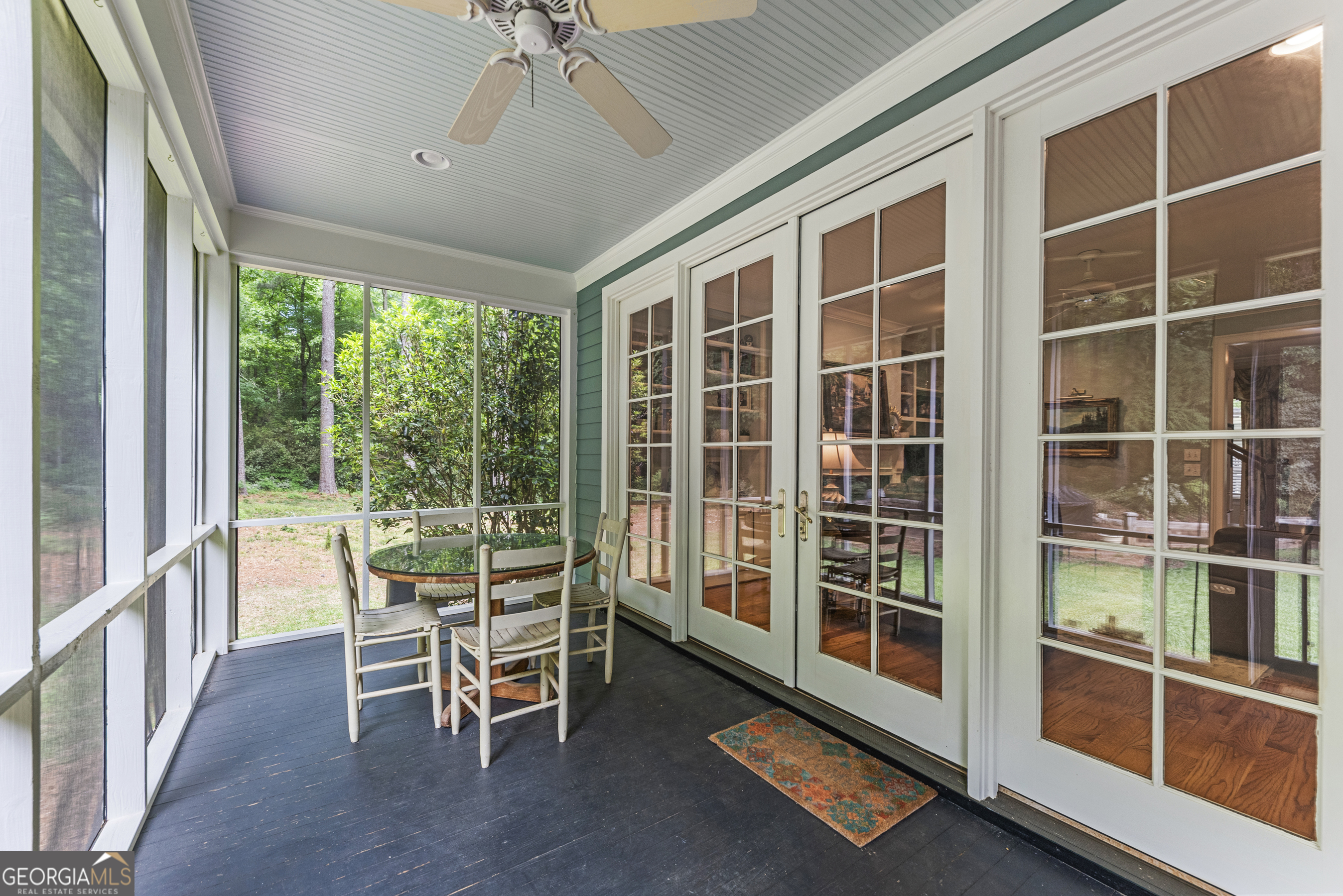 524 Hillside Road Madison, GA 30650 - Photo 47 of 54 a room with furniture and a window