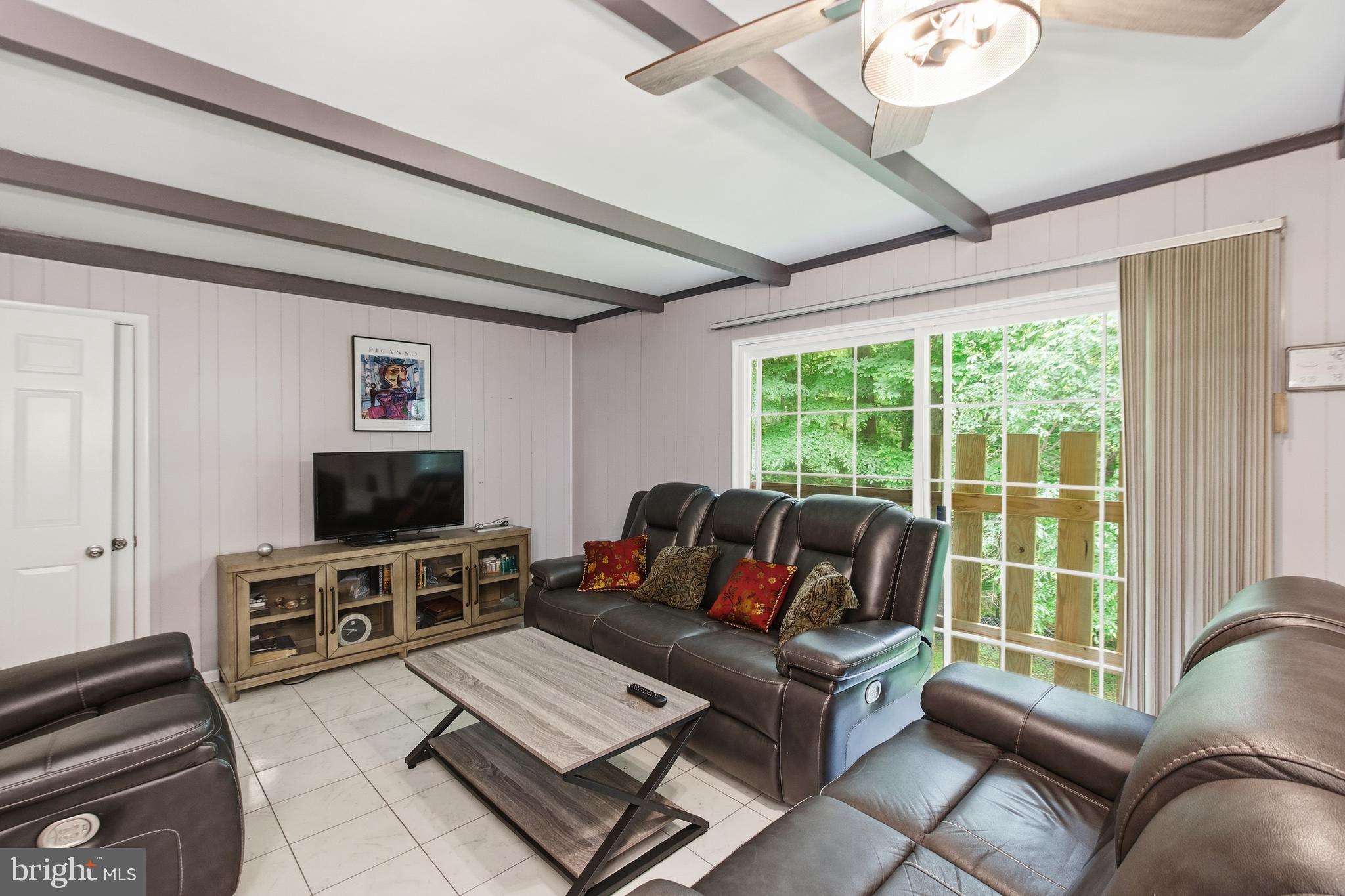 14105 Manchester Road Upper Marlboro, MD 20774 - Photo 17 of 51 family room view 2