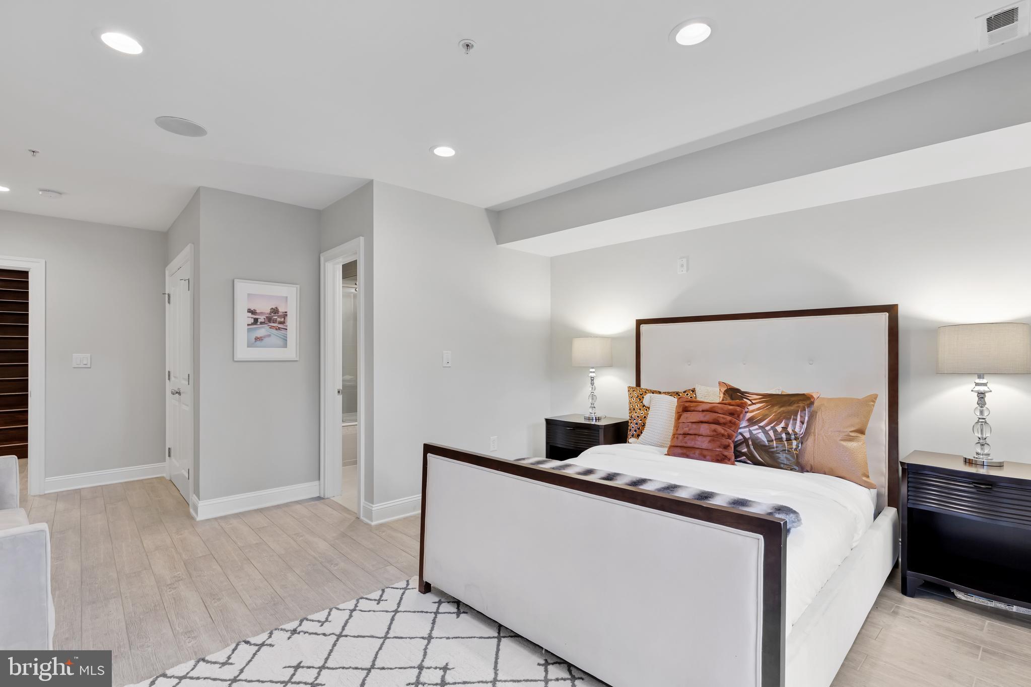 151 V Street Northwest, Unit 1 Washington, DC 20001 - Photo 25 of 34