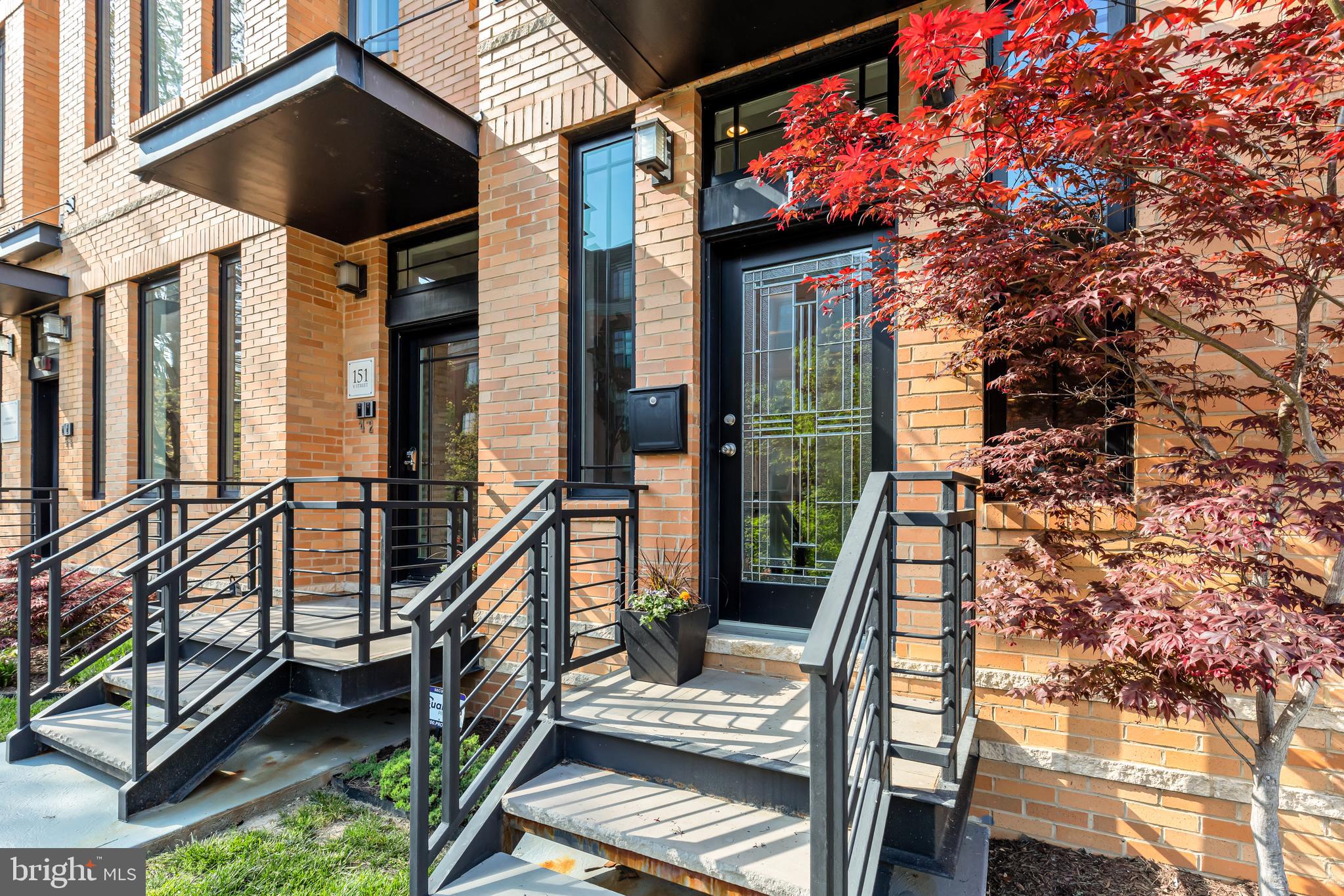 151 V Street Northwest, Unit 1 Washington, DC 20001 - Photo 3 of 34