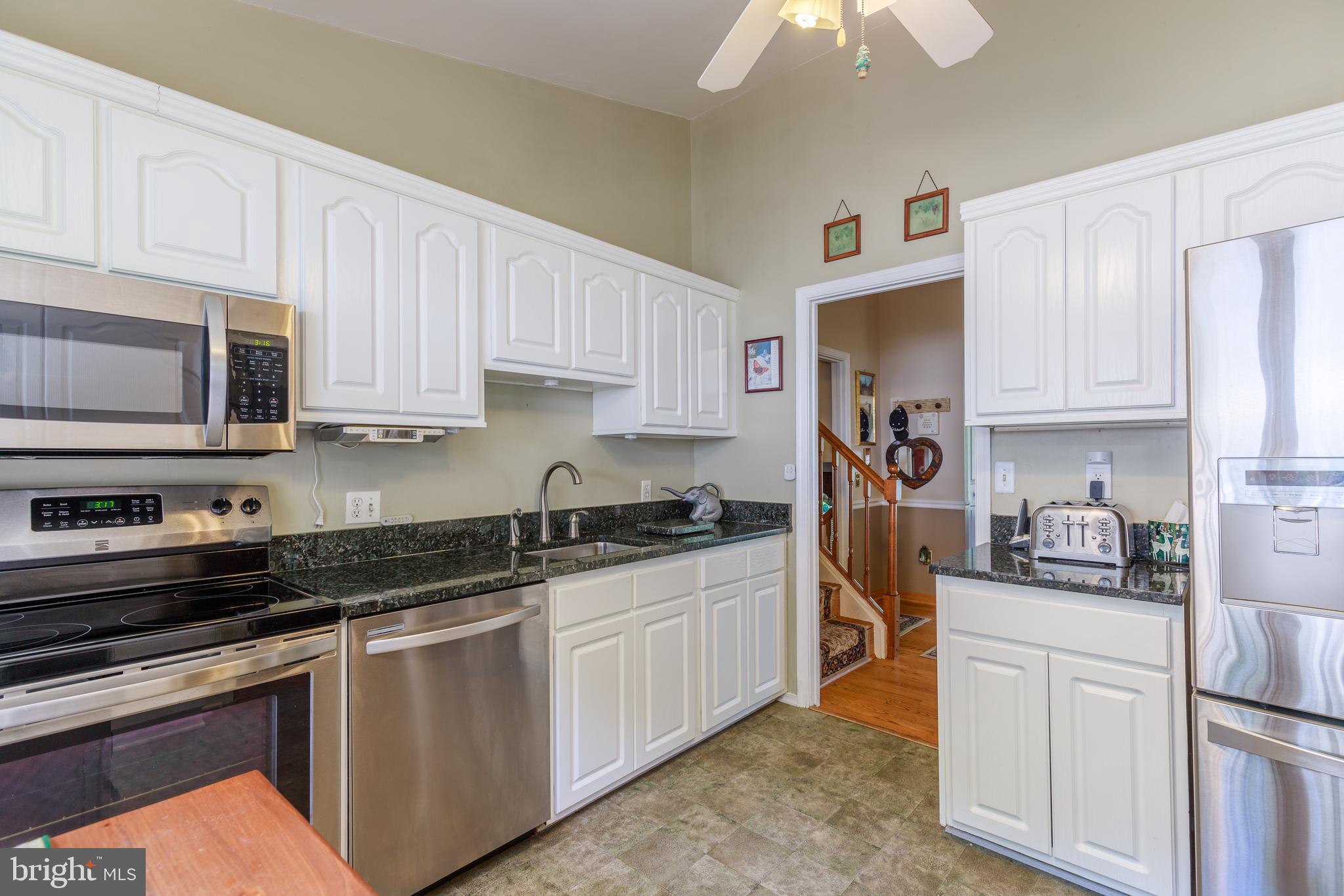 4805 Ebenezer Road Baltimore, MD 21236 - Photo 11 of 37