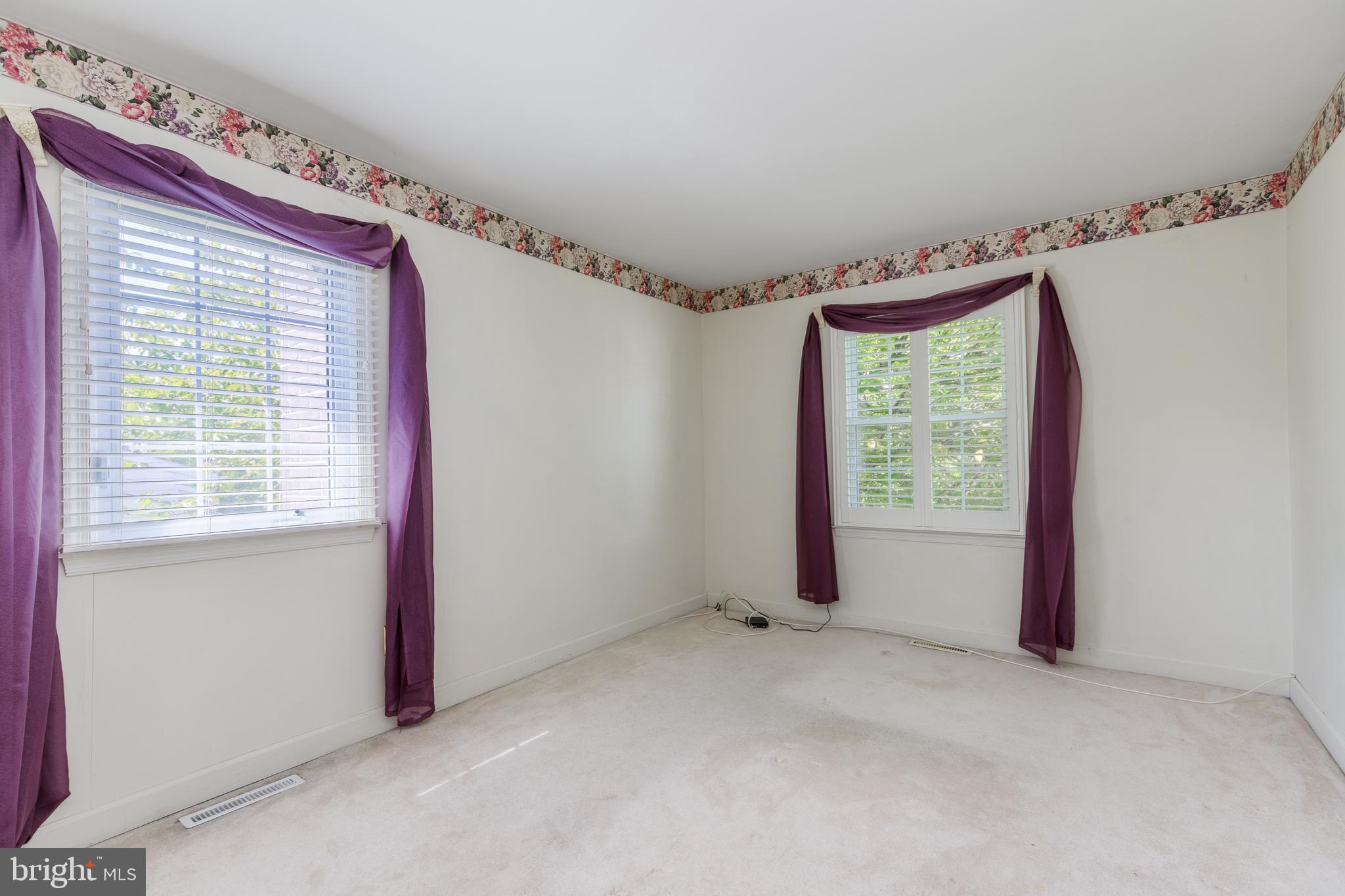 4805 Ebenezer Road Baltimore, MD 21236 - Photo 16 of 37