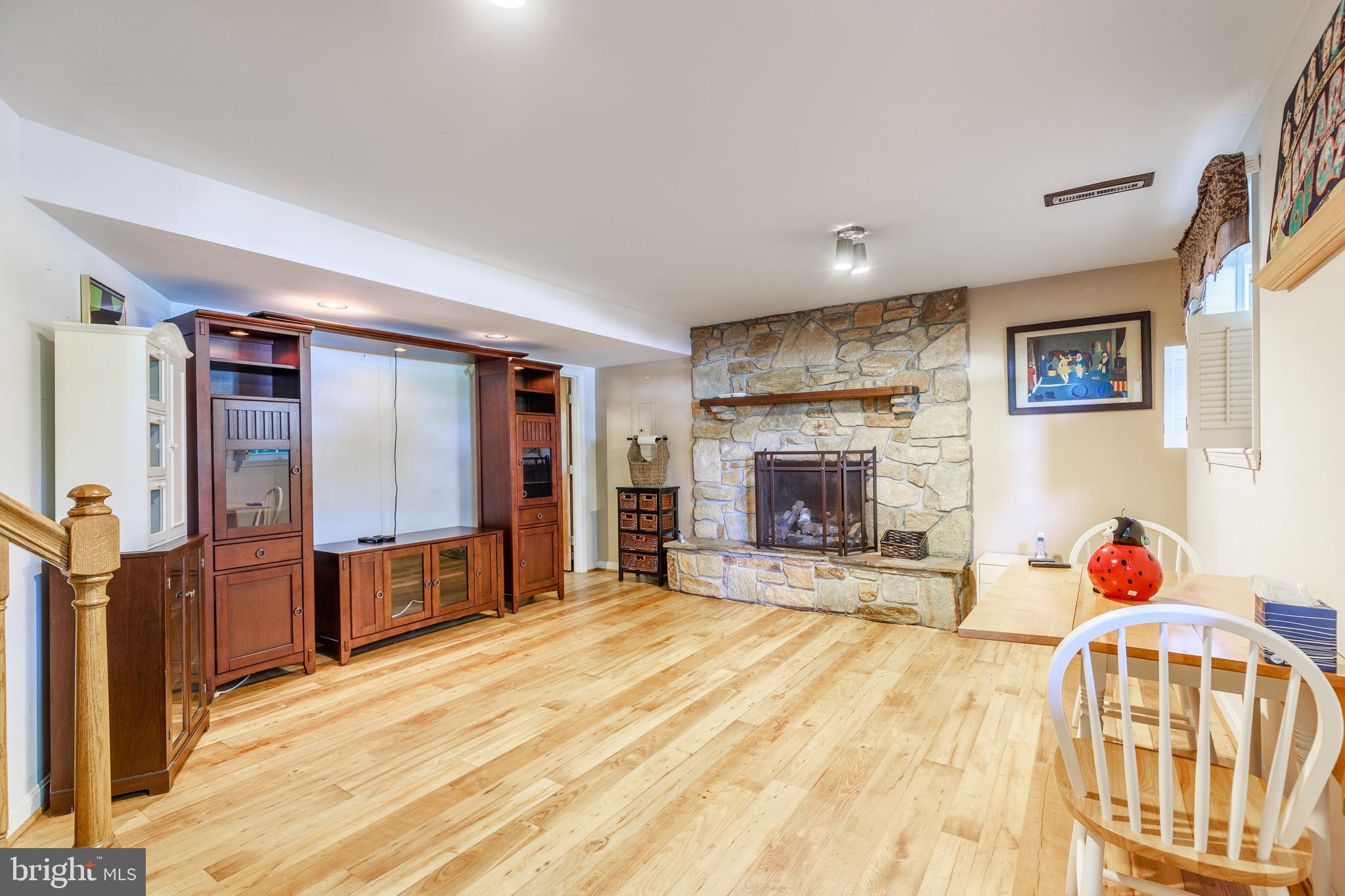 4805 Ebenezer Road Baltimore, MD 21236 - Photo 22 of 37