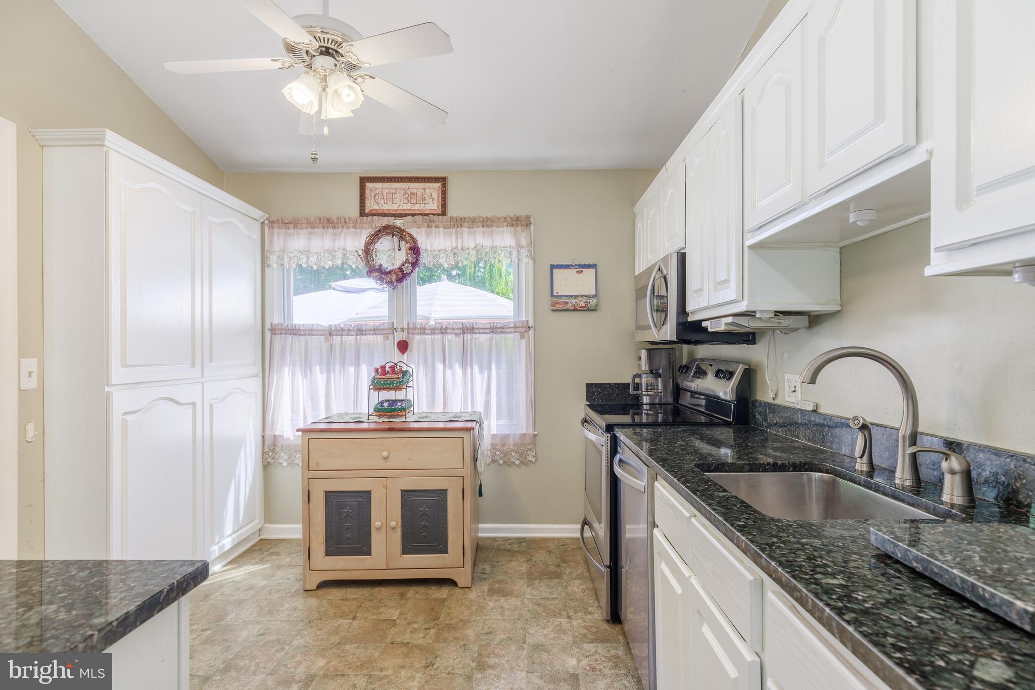 4805 Ebenezer Road Baltimore, MD 21236 - Photo 7 of 37