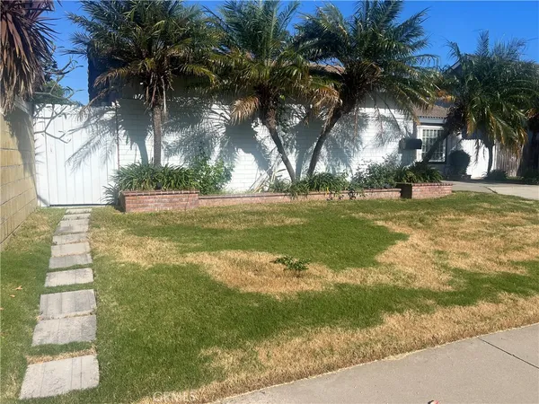 $1,900 | 17936 Santa Olivia Street, Fountain Valley, CA 92708