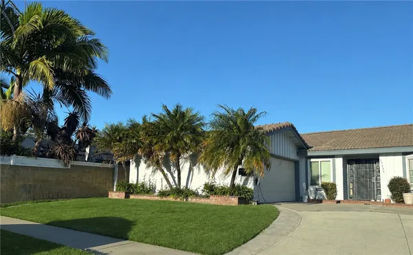 $1,900 | 17936 Santa Olivia Street, Fountain Valley, CA 92708