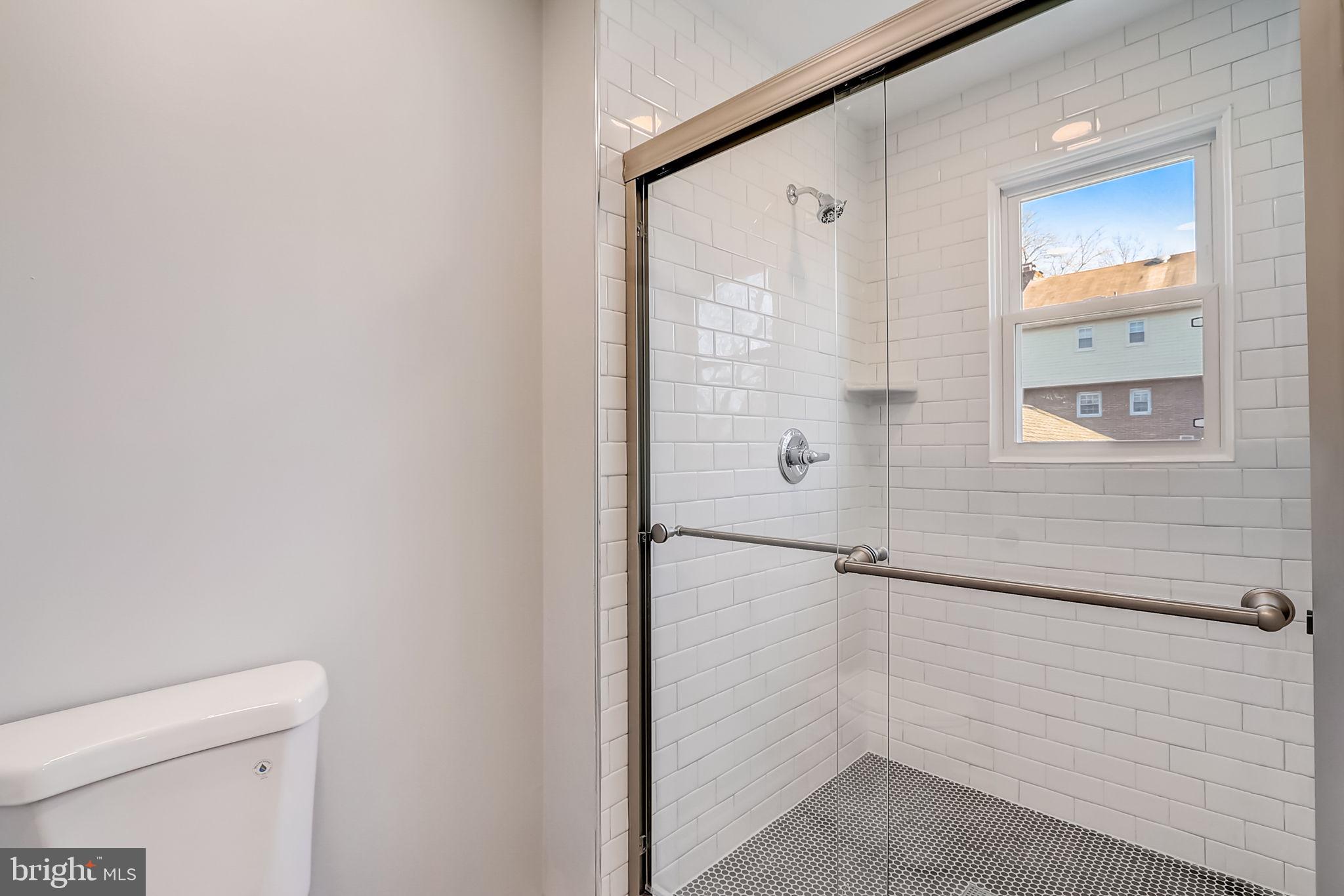 2416 Bel Pre Road Silver Spring, MD 20906 - Photo 15 of 58 Owners private bath