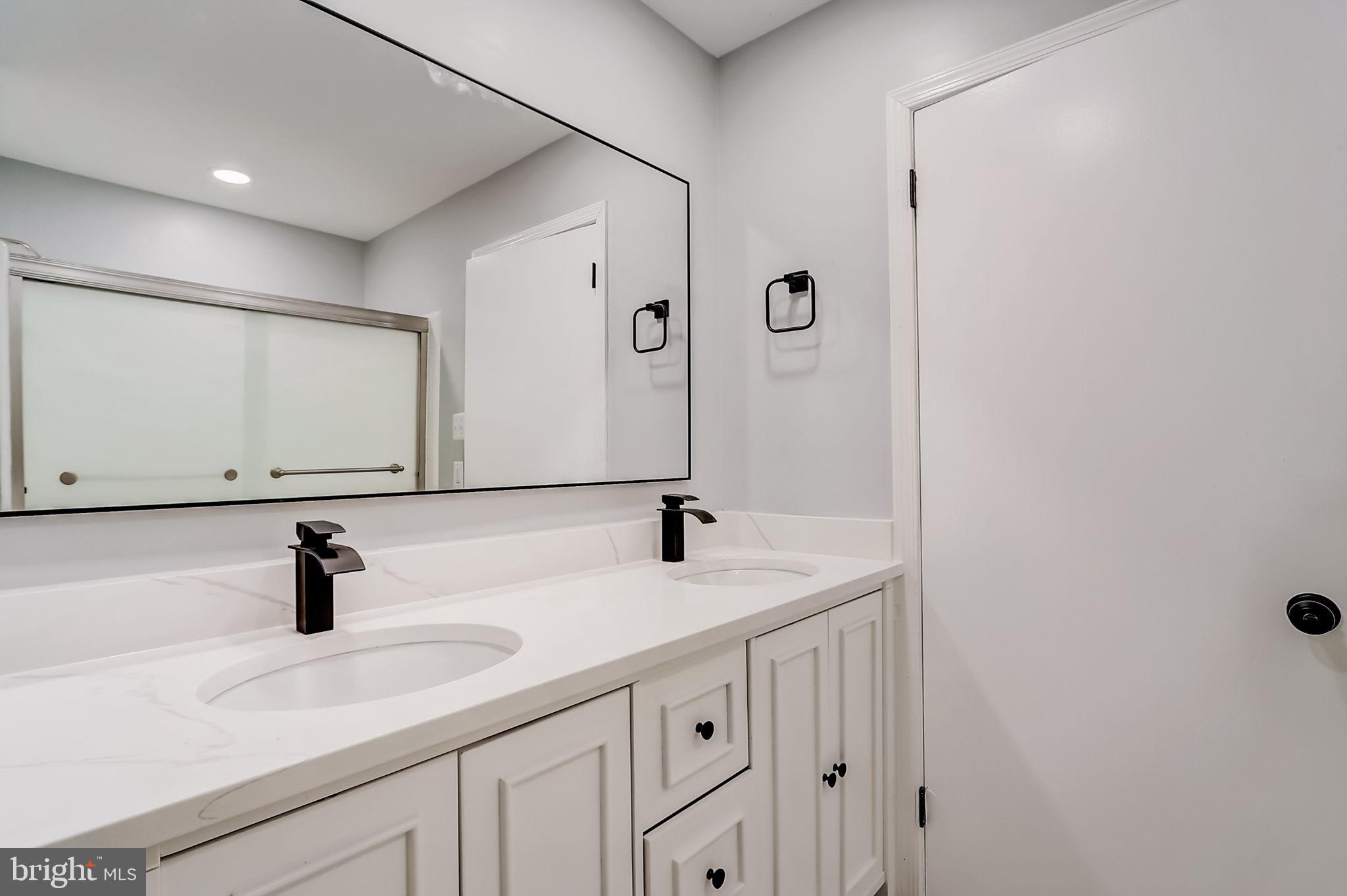 2416 Bel Pre Road Silver Spring, MD 20906 - Photo 27 of 58 Hall Bath