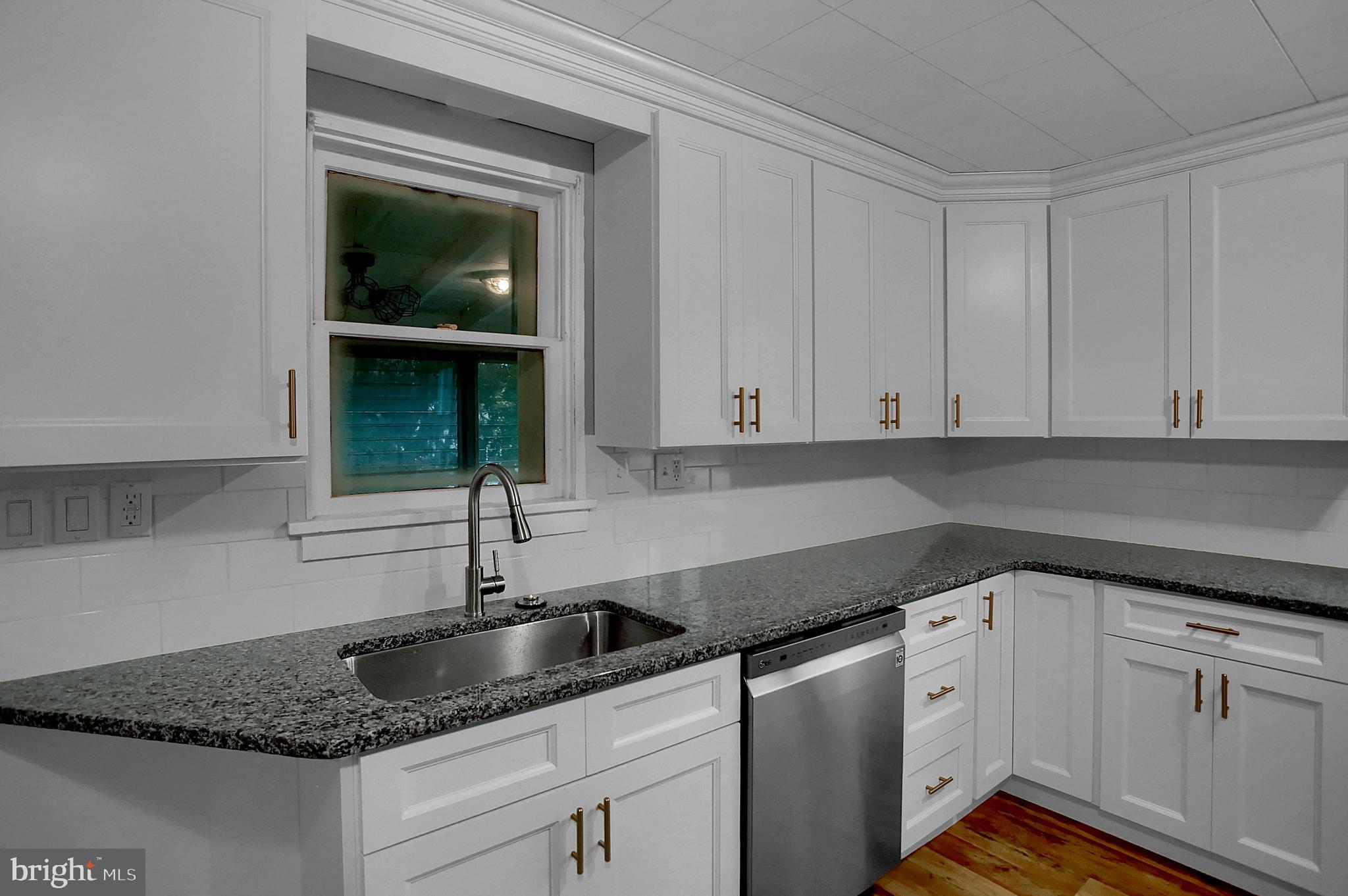 1379 Simpson Ferry Road New Cumberland, PA 17070 - Photo 6 of 31 Gallery Image 6