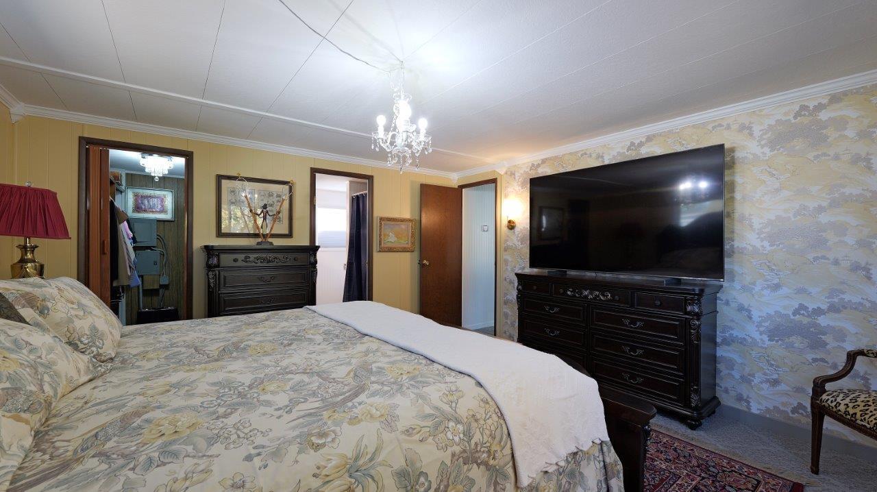 2252 Table Rock Road, Unit SPC 18 Medford, OR 97501 - Photo 21 of 44 2252 Table Rock (34)