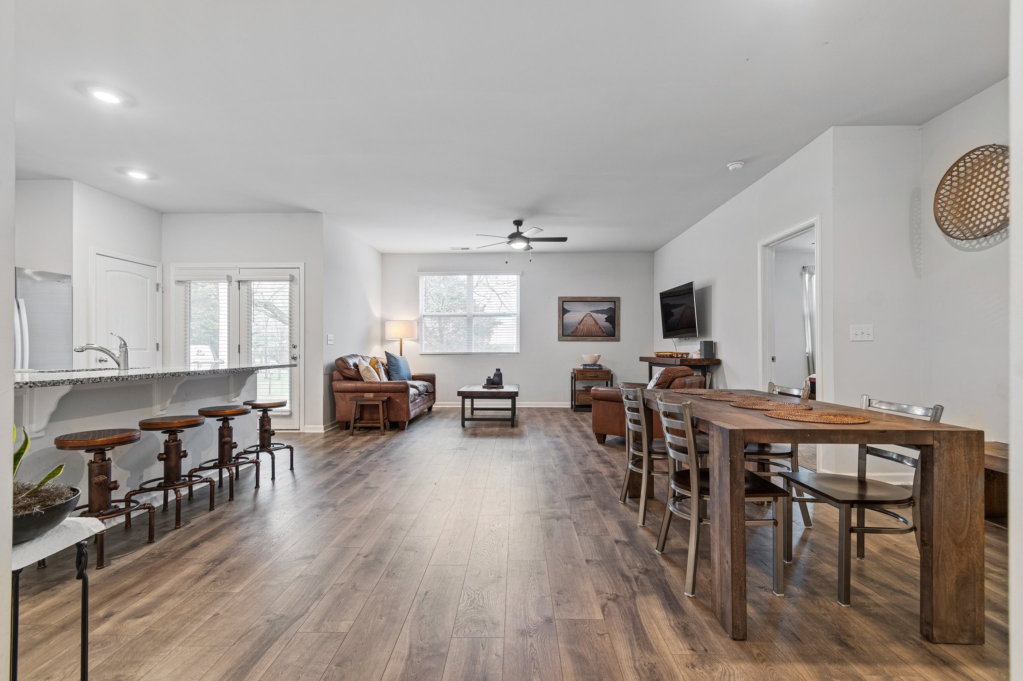304 Ryan Road Chapel Hill, TN 37034 - Photo 4 of 29 Gallery Image 4