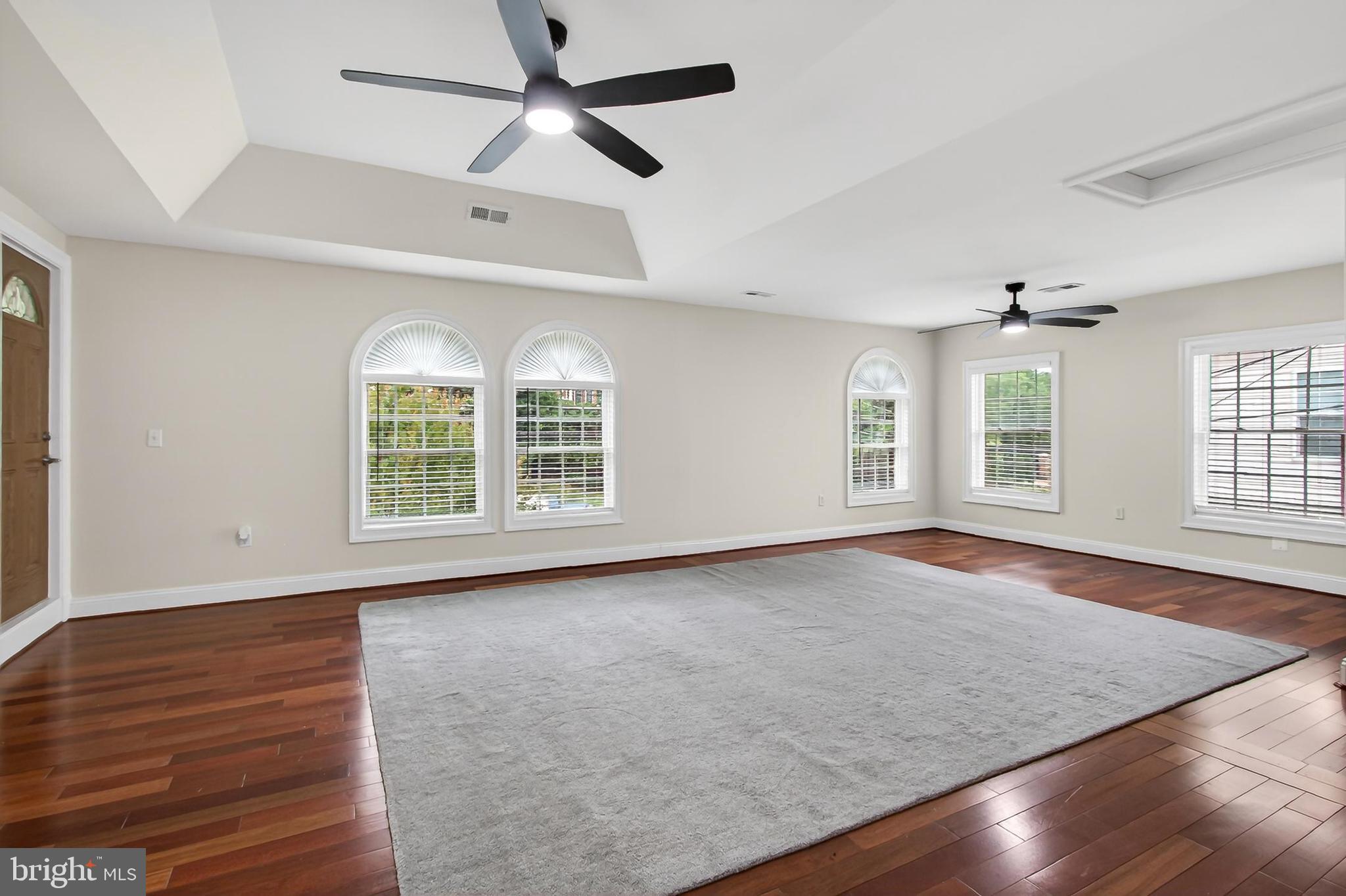 7705 Magarity Road Falls Church, VA 22043 - Photo 26 of 69
