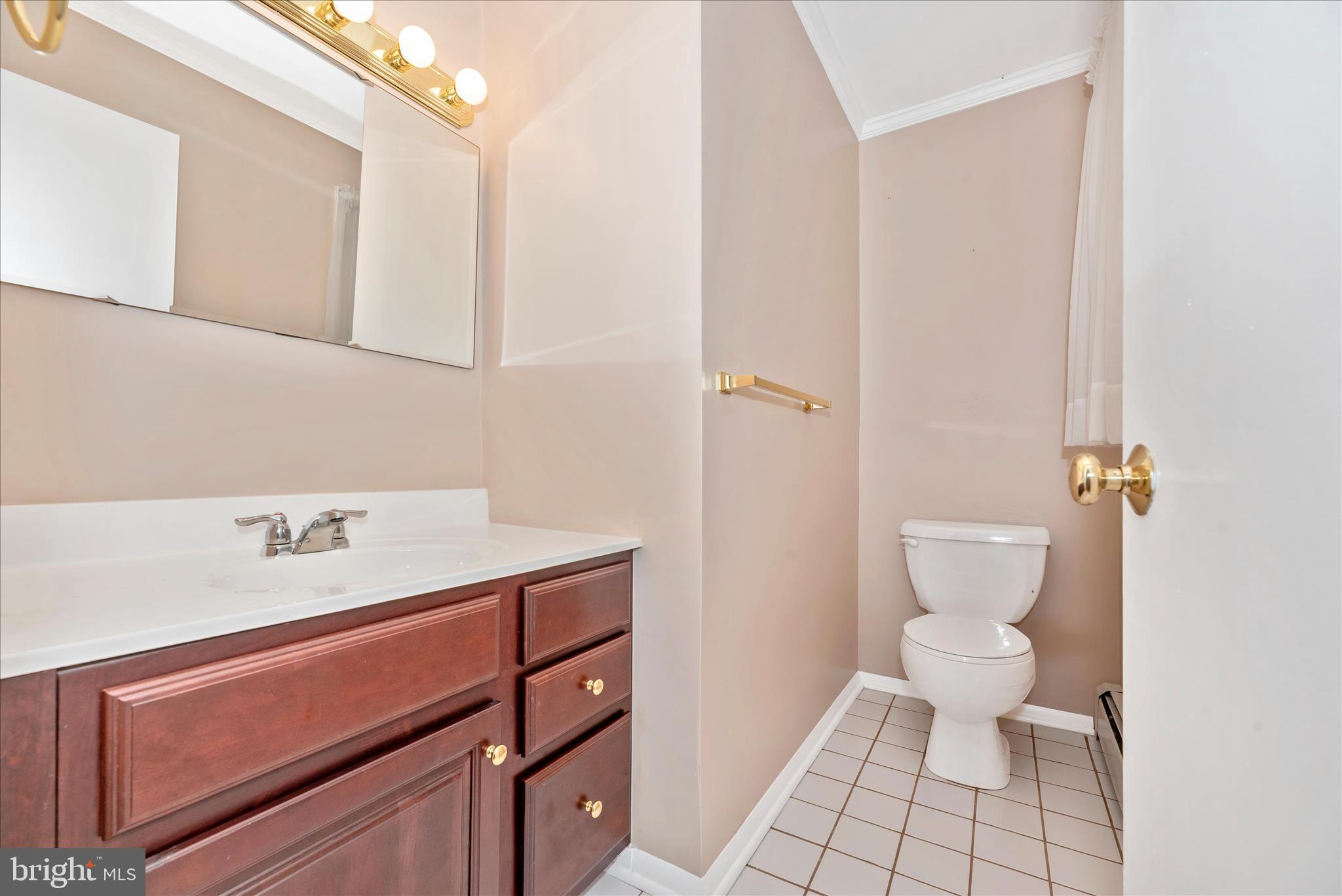 112 Dutrow Road Westminster, MD 21157 - Photo 8 of 50 Primary Half Bathroom