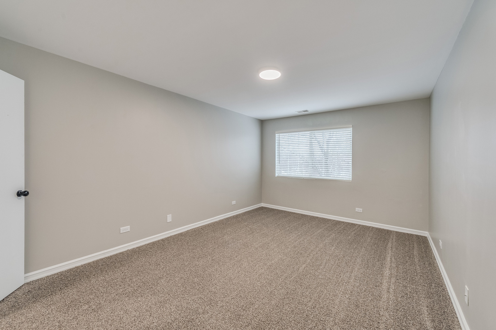 1412 Normantown Road Naperville, IL 60564 - Photo 13 of 22 Gallery Image 13