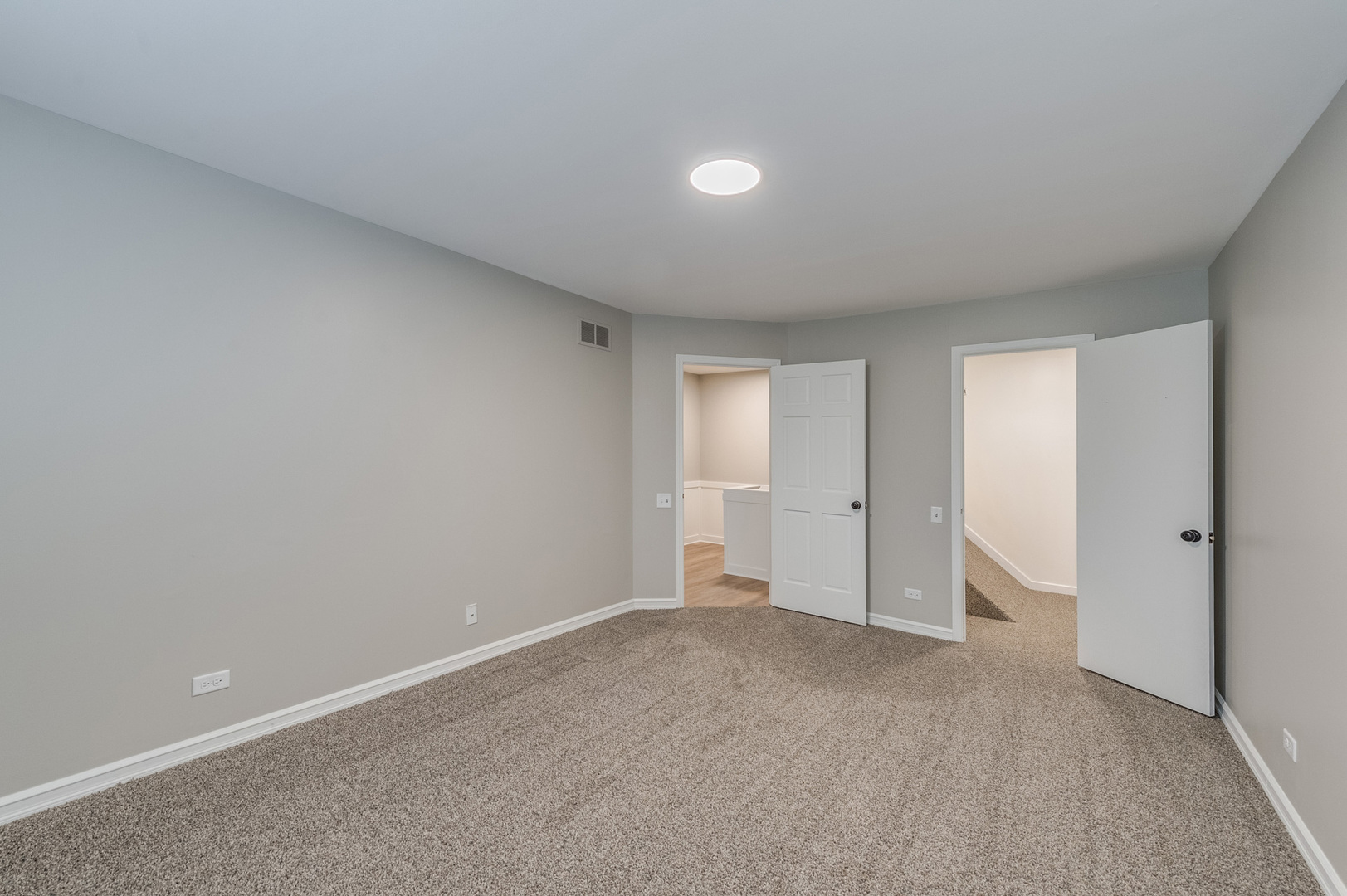 1412 Normantown Road Naperville, IL 60564 - Photo 14 of 22 Gallery Image 14