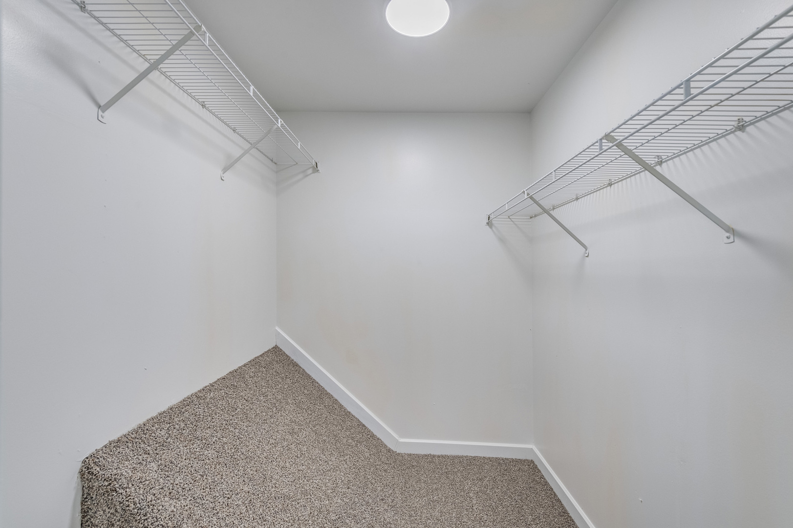1412 Normantown Road Naperville, IL 60564 - Photo 15 of 22 Gallery Image 15