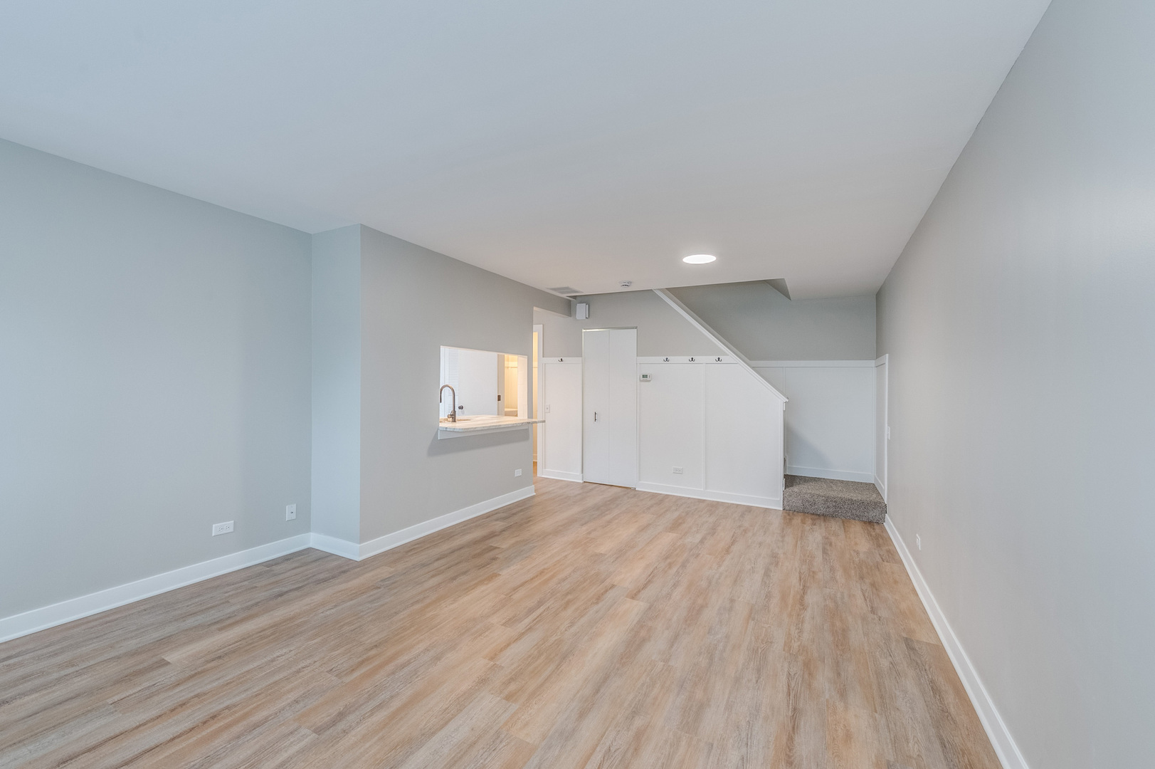 1412 Normantown Road Naperville, IL 60564 - Photo 3 of 22 Gallery Image 3