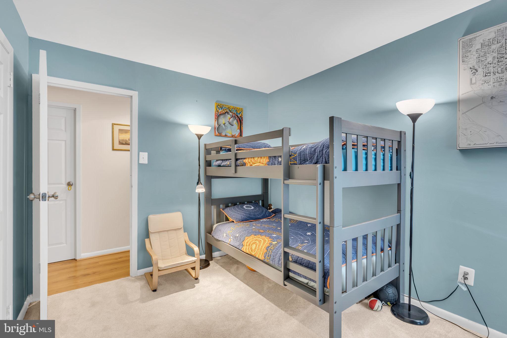 11236 Chestnut Grove Square, Unit 162 Reston, VA 20190 - Photo 16 of 24 Gallery Image 16