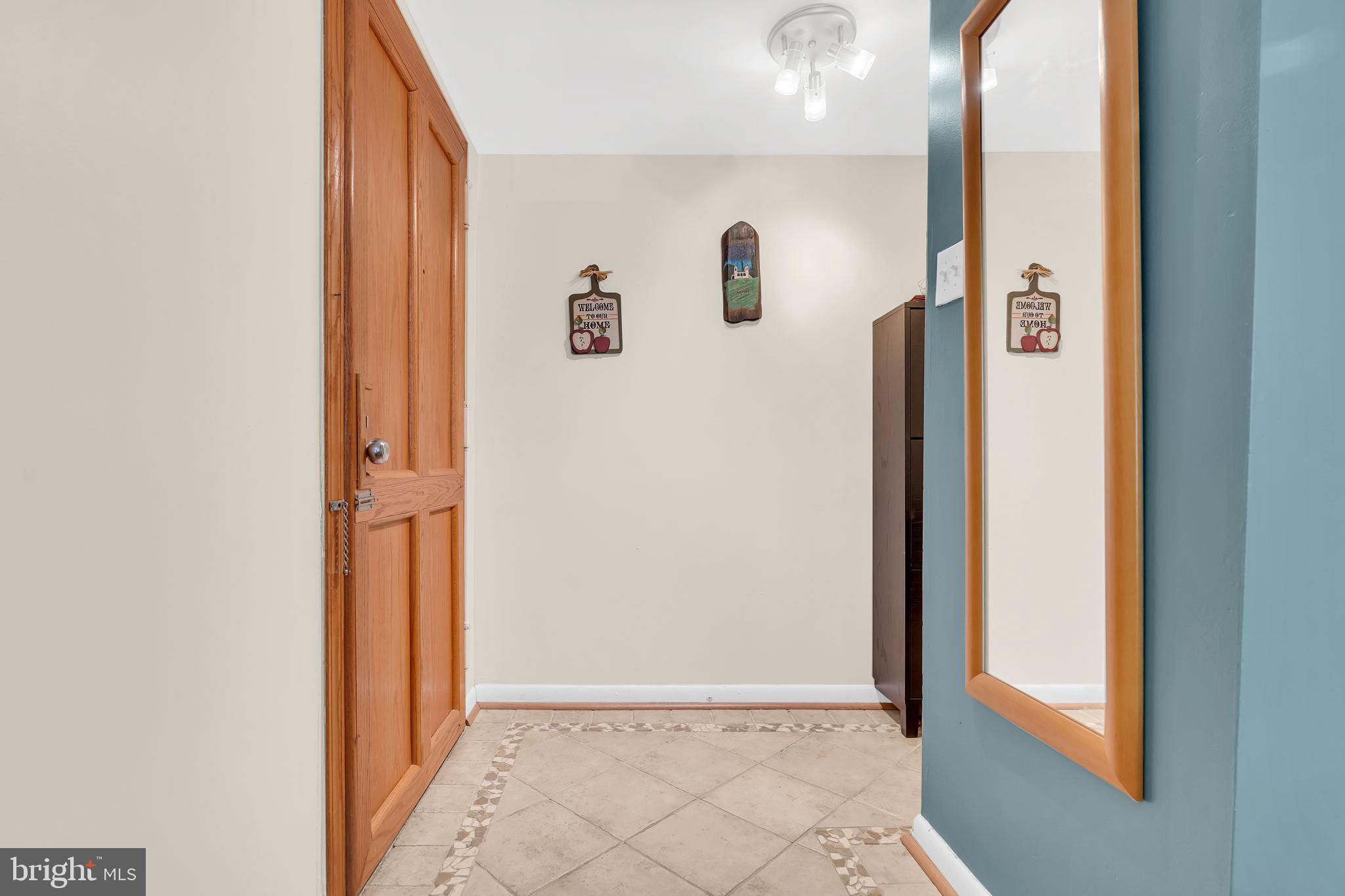 11236 Chestnut Grove Square, Unit 162 Reston, VA 20190 - Photo 7 of 24 Gallery Image 7