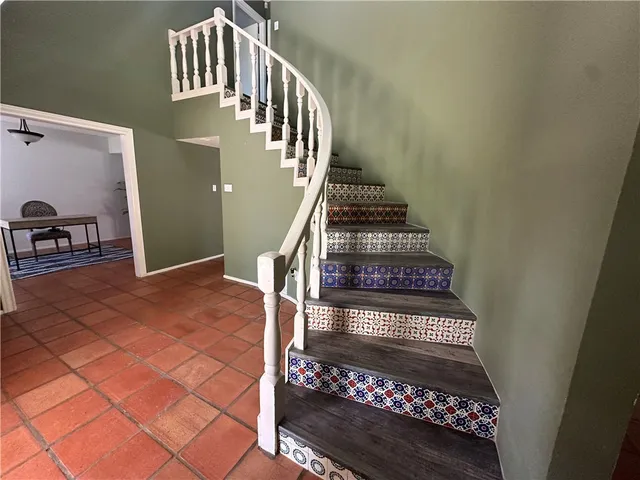 a view of entryway and hall