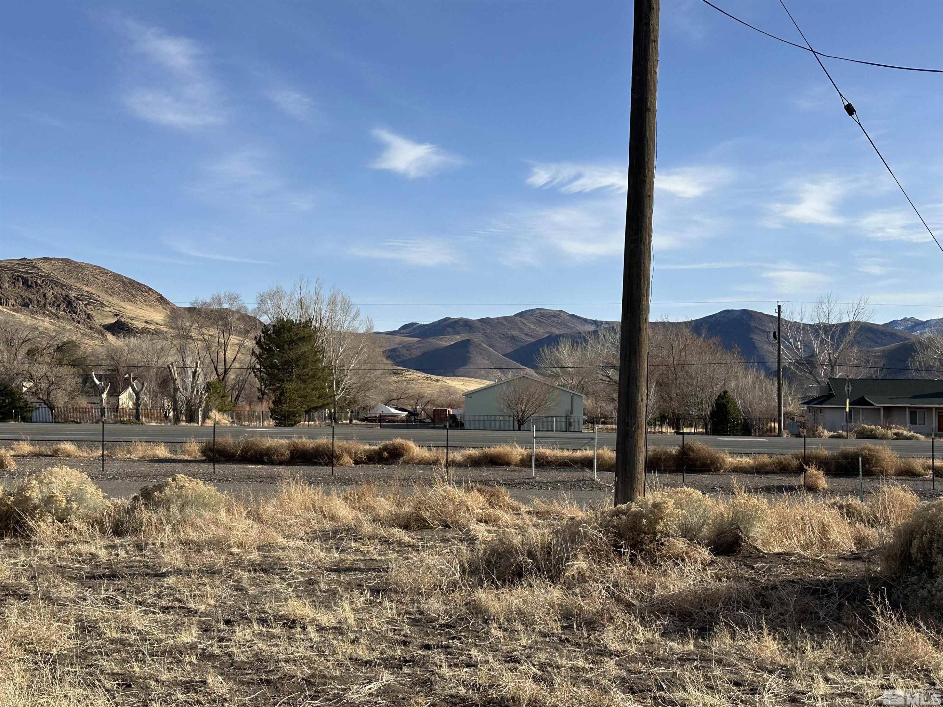 7060 Highway 50 Dayton, NV 89403 - Photo 19 of 40 a view of a town with mountains in the background