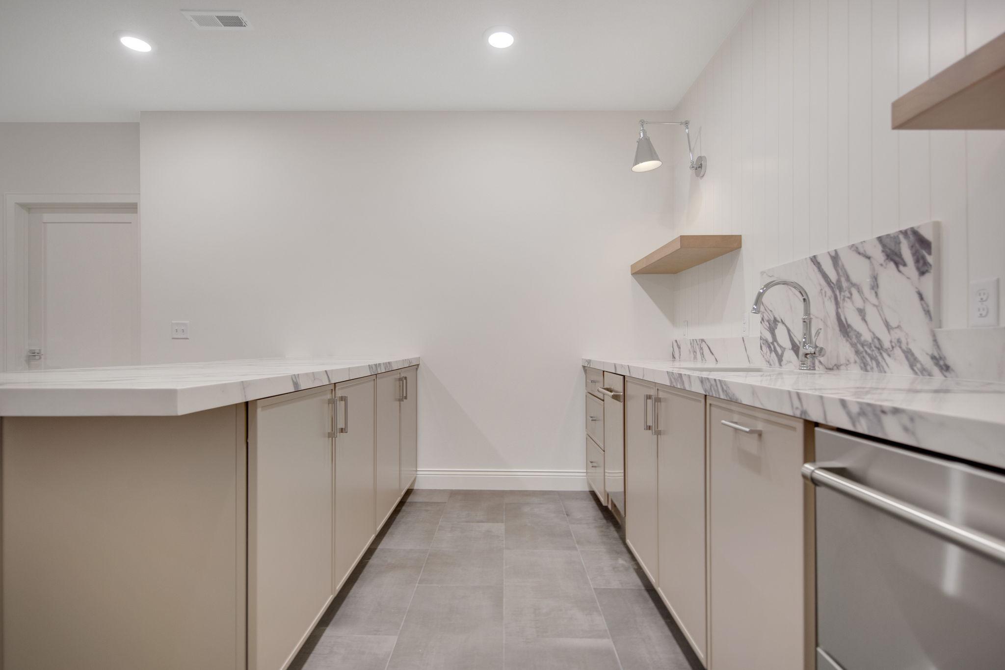 320 Laurel Curve Golden Valley, MN 55426 - Photo 25 of 33