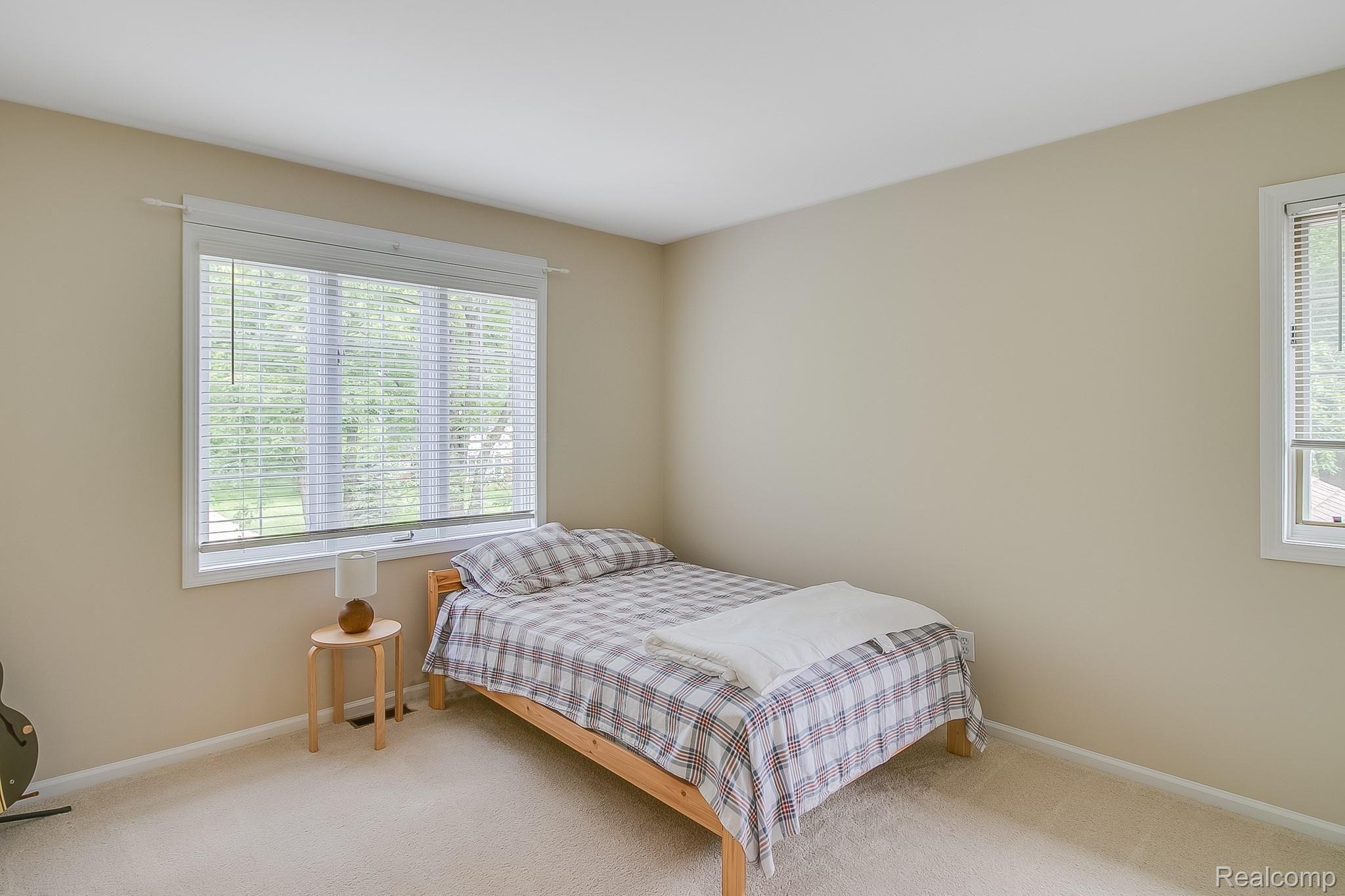 2035 Devonshire Road Bloomfield Hills, MI 48302 - Photo 28 of 36 26.jpg