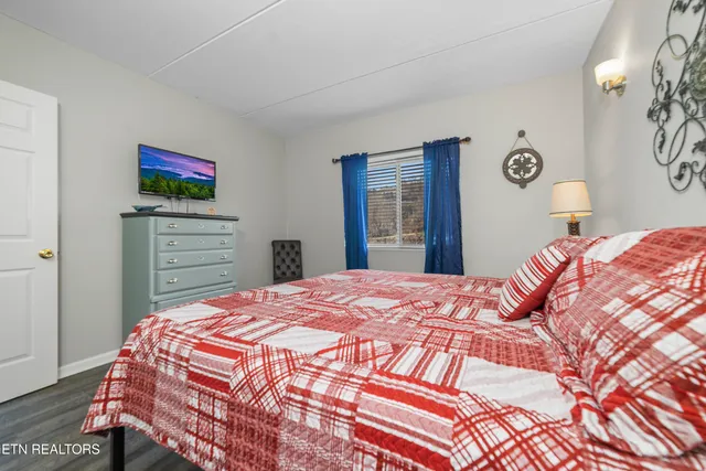 $449,000 | 102 Baskins Creek Bypass, Unit 506, Gatlinburg, TN 37738