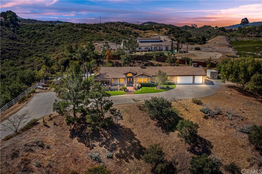 33425 Monte Verde Temecula, CA 92592 - Photo 4 of 68 a view of a city