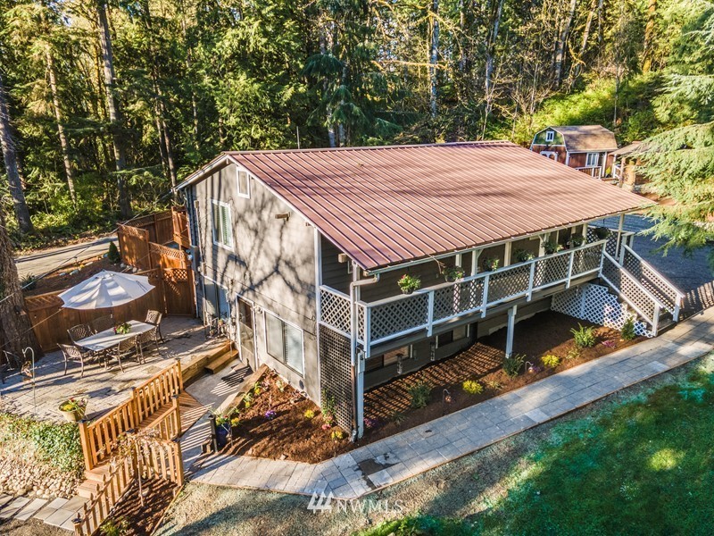 3528 Lake Langlois Road Northeast Carnation, WA 98014 - Photo 7 of 39 Gallery Image 7