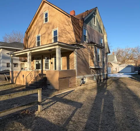 $239,900 | 607 North Maple Avenue, Green Bay, WI 54303