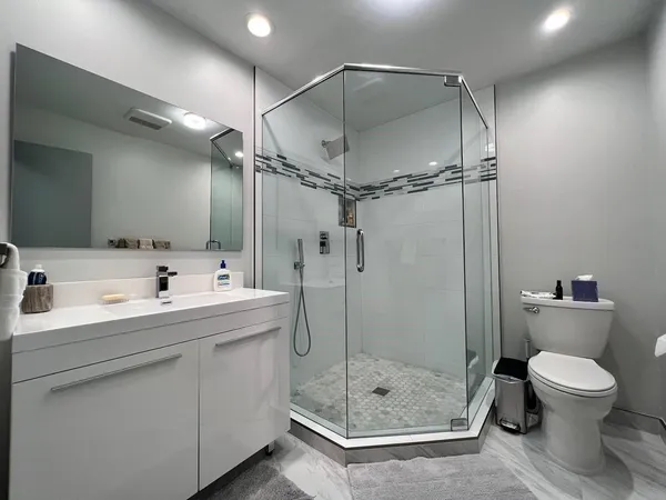 $3,975 | 4021 North Cypress Drive, Pompano Beach, FL 33069