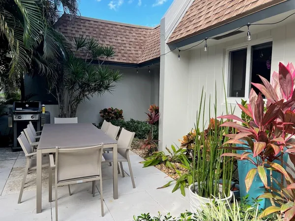 $3,975 | 4021 North Cypress Drive, Pompano Beach, FL 33069